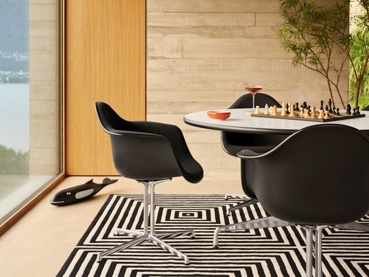Eames House Whale Sculpture Ash Vitra NEW VERSION