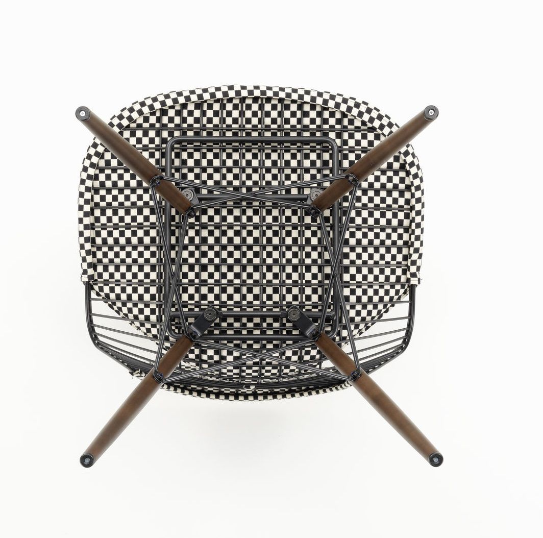 DKW-2 Wire Chair Chair with Seat and Back Upholstery Vitra