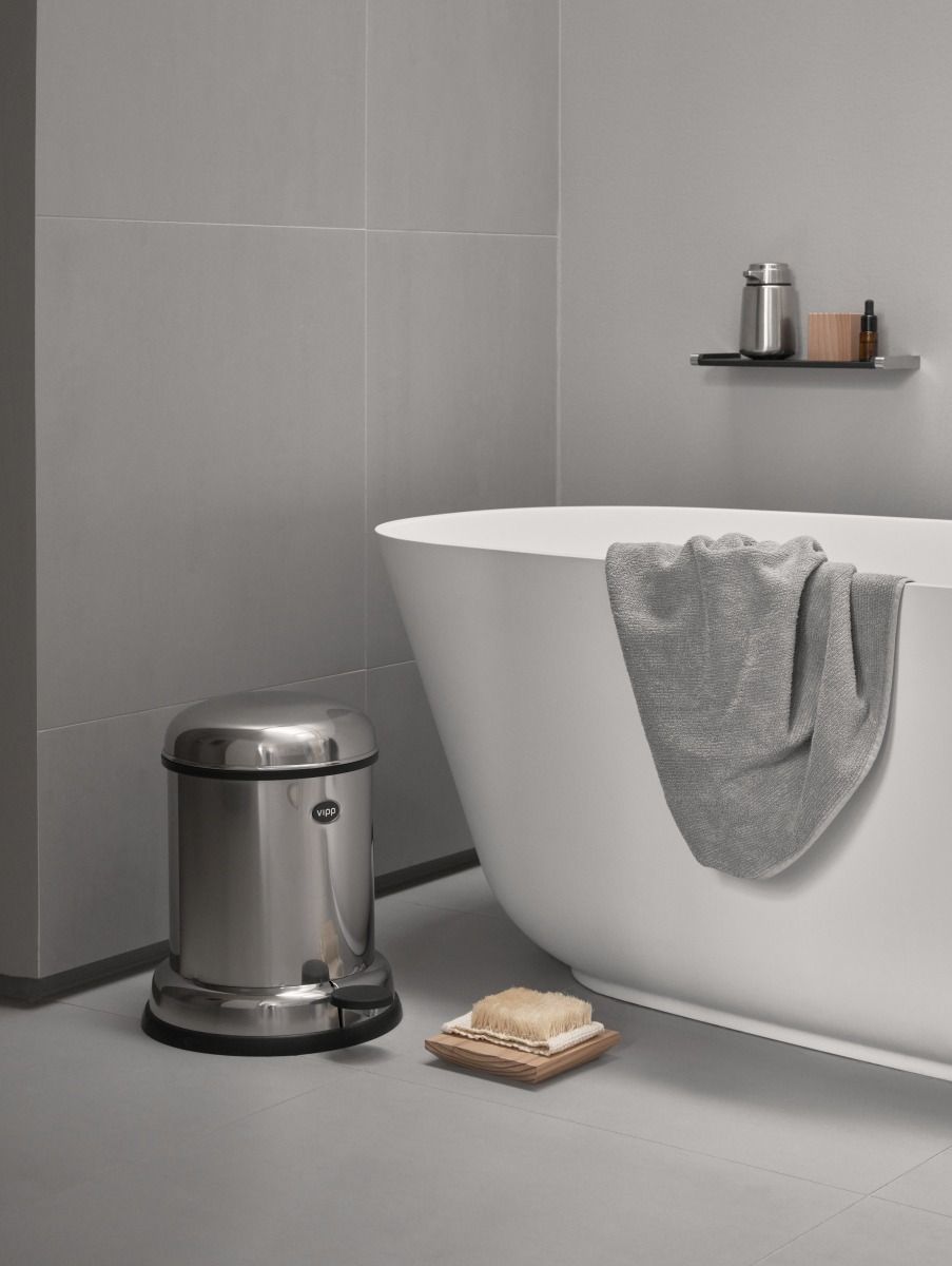 Soap dispenser for the wall stainless steel Vipp