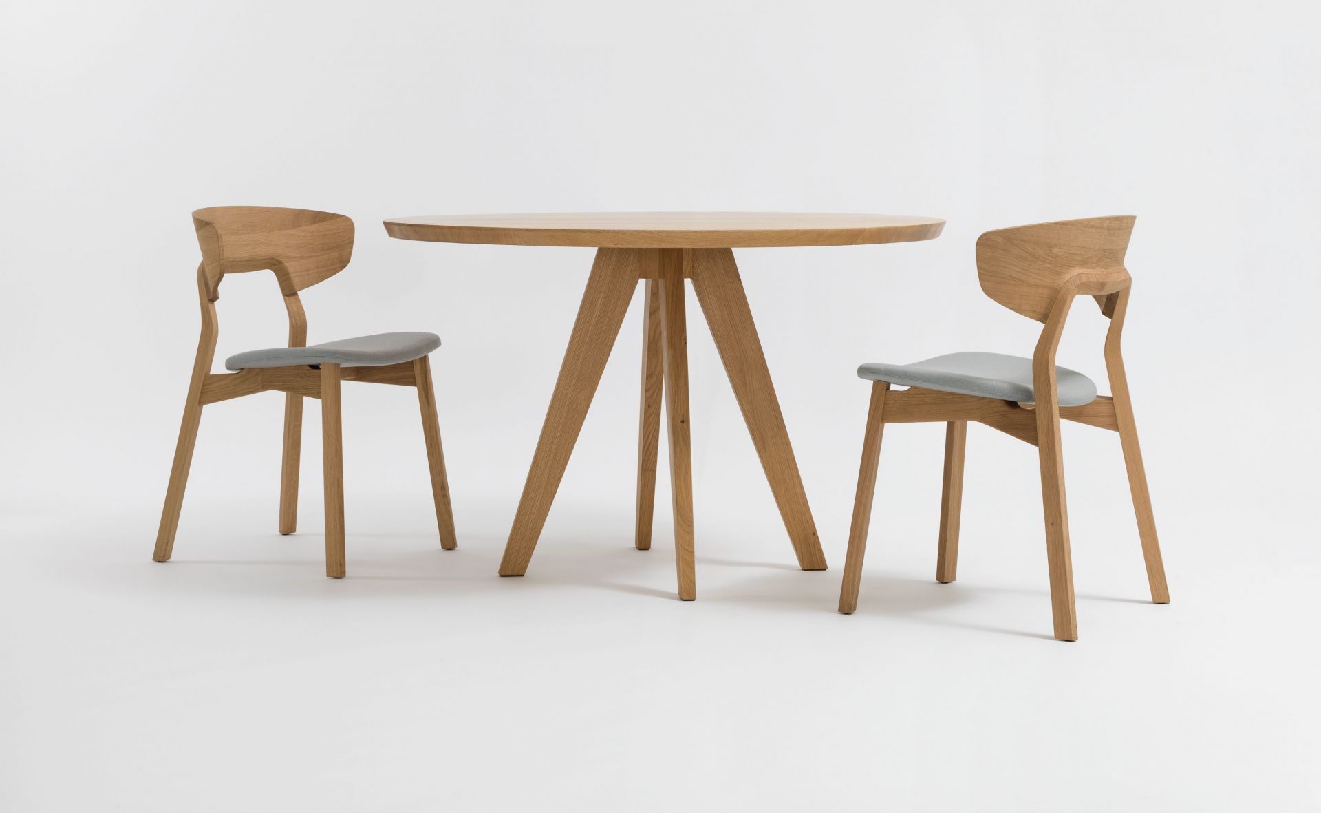 CENA table / dining table round period