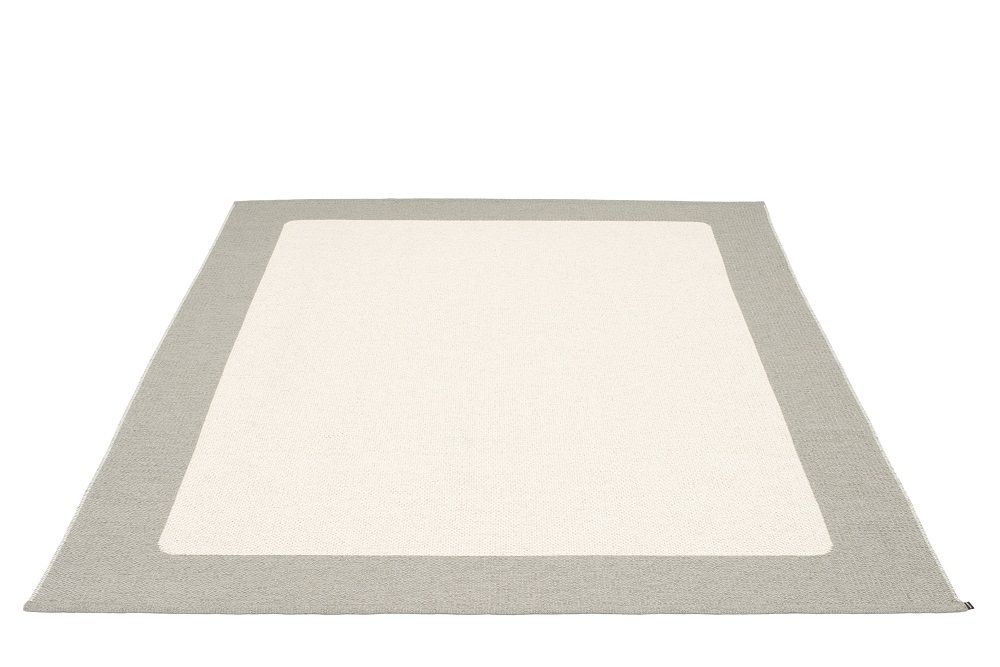 Ilda Plastic carpet 180x180 cm Pappelina warm grey