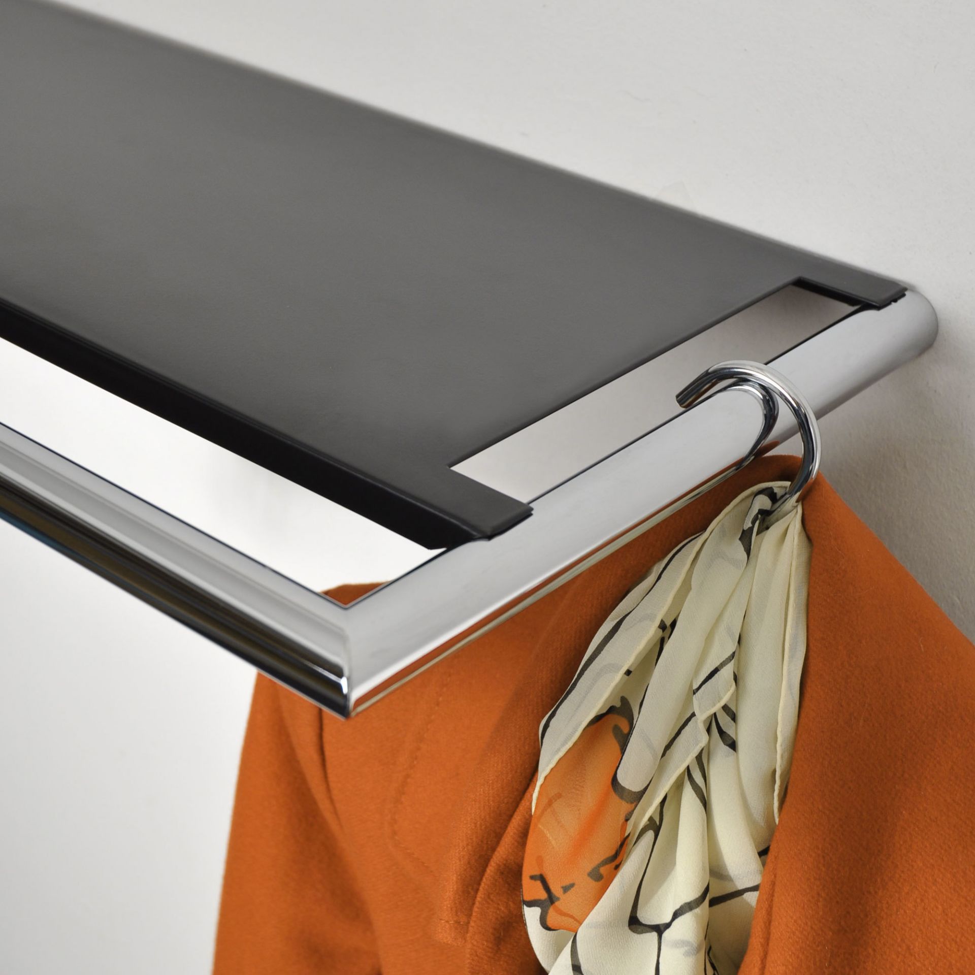 Link 55 Coat rack with hat shelf Mox
