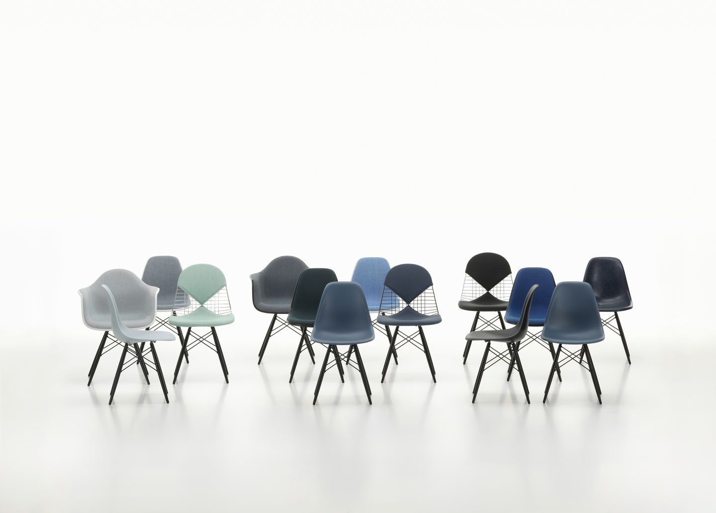DKW-5 Wire Chair Chair with Seat Cushion Vitra