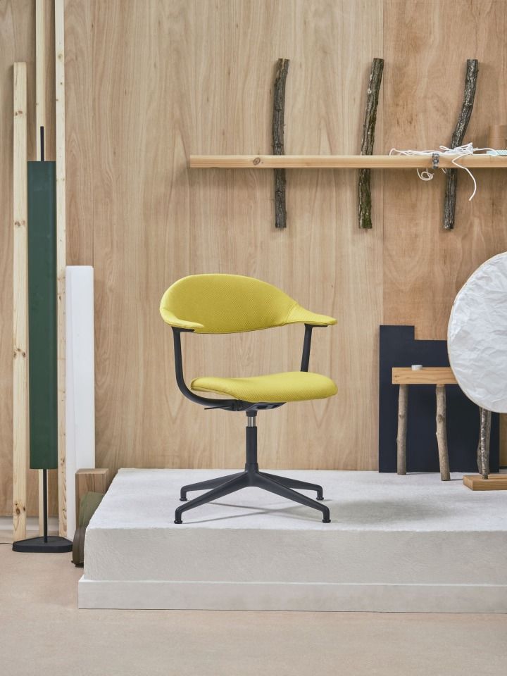 Mynt back and seat plastic office swivel chair Vitra