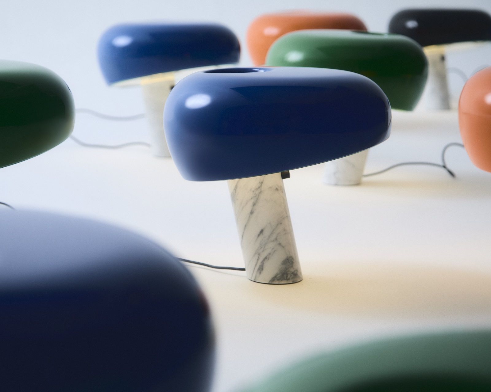 Snoopy Table Table lamp Flos