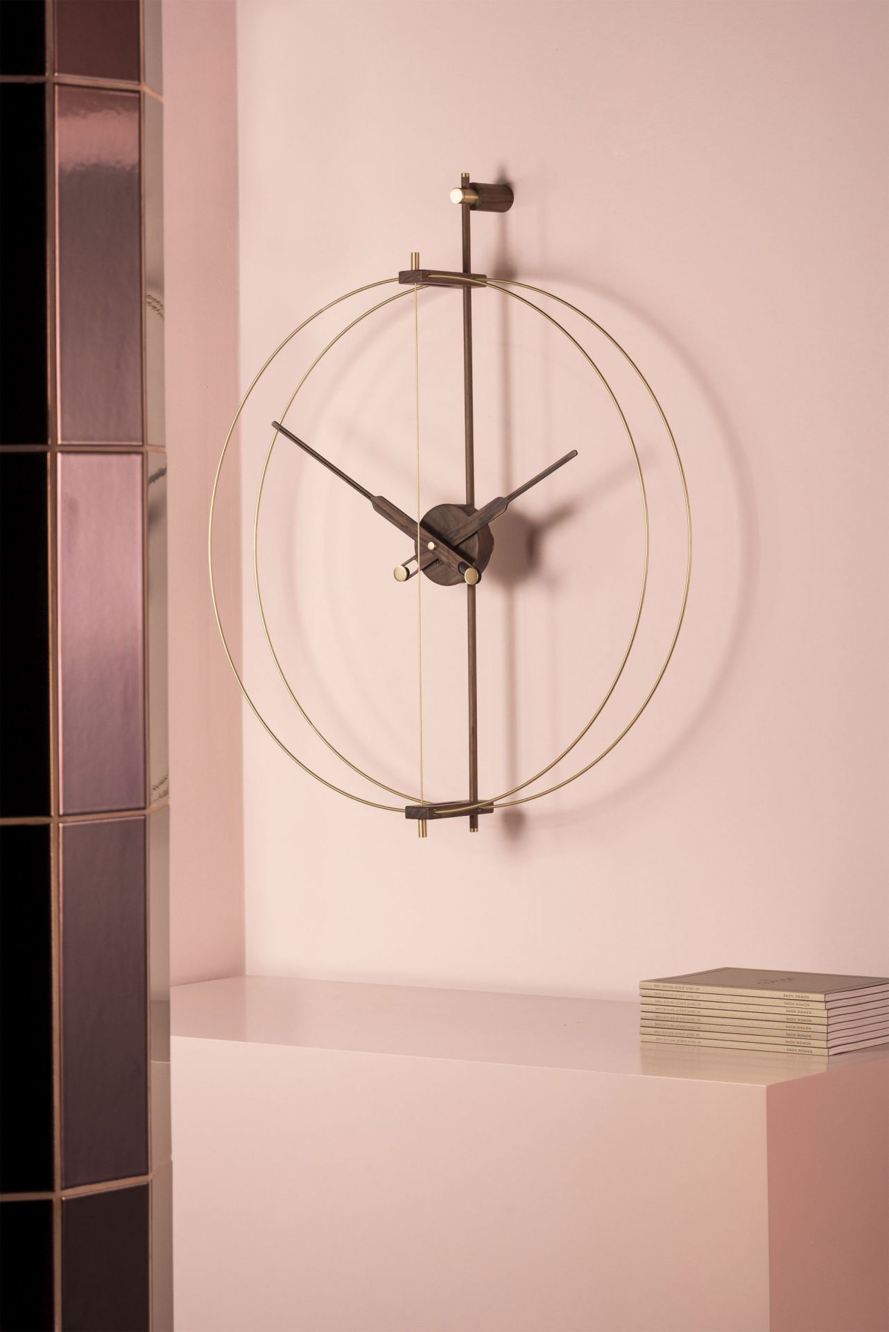 Mini Barcelona Premium Gold clock Ø66cm Nomon