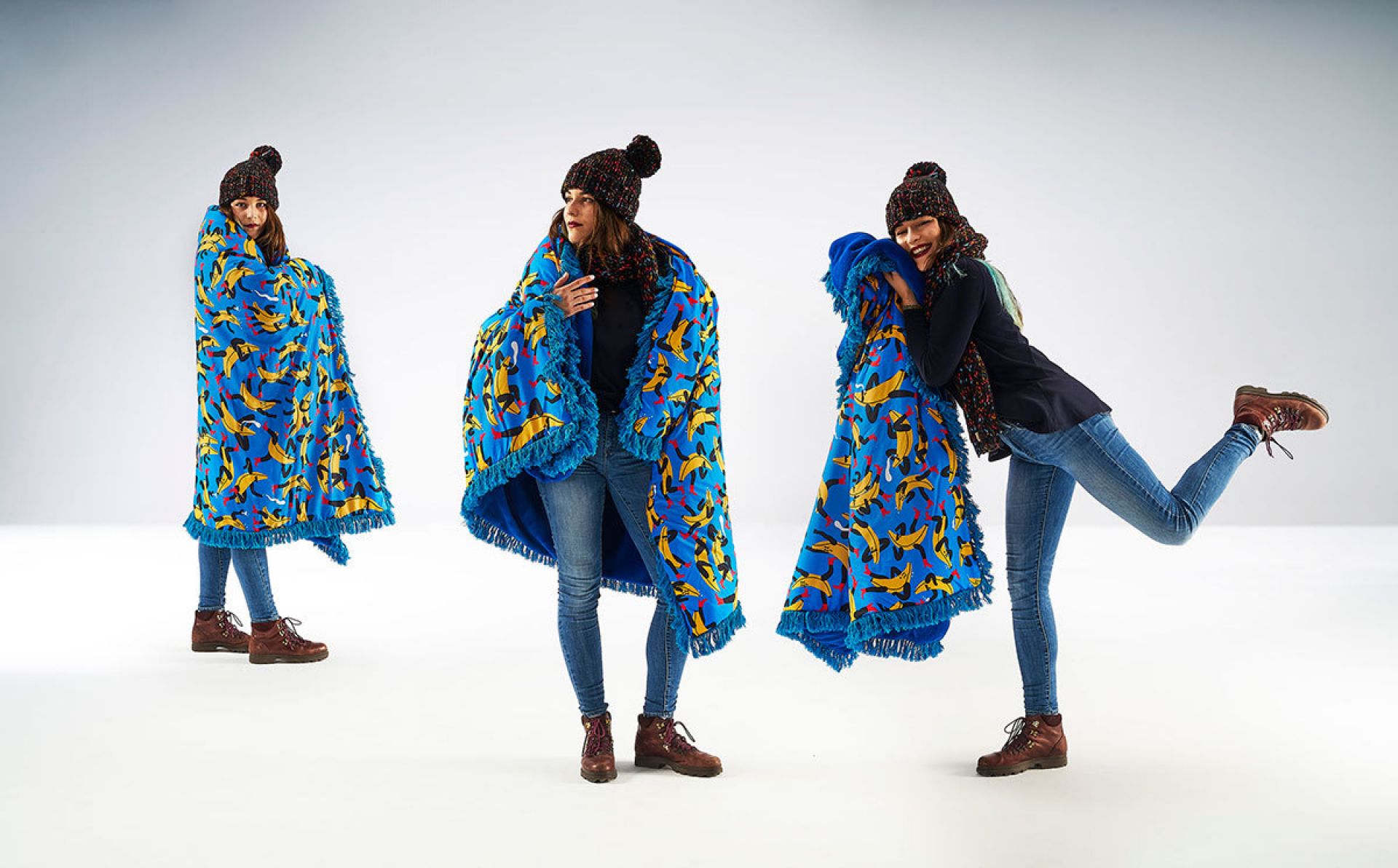 Tápame Mucho Wild Dots size S blanket Sancal