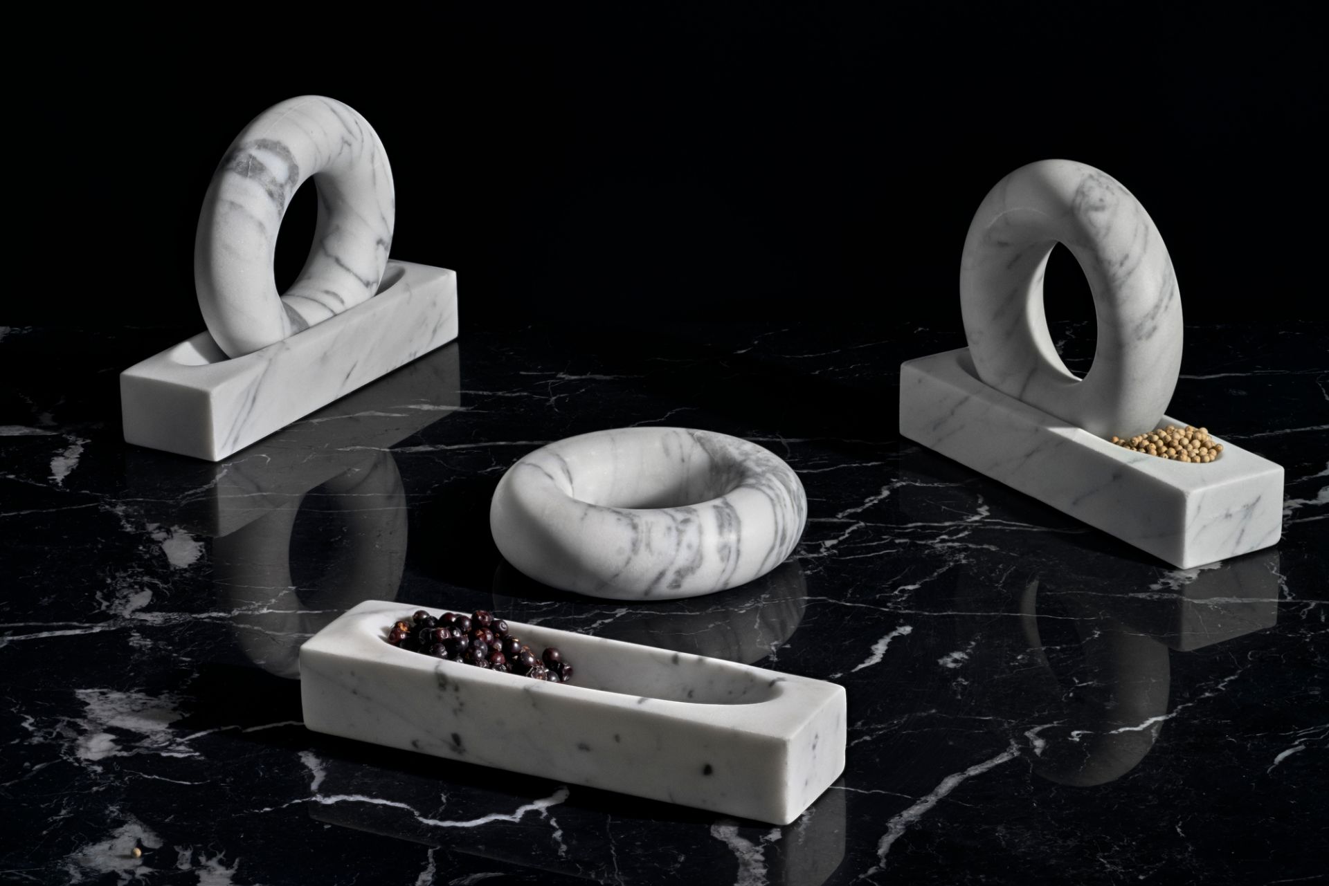 Tondo mortar with pestle Design House Stockholm