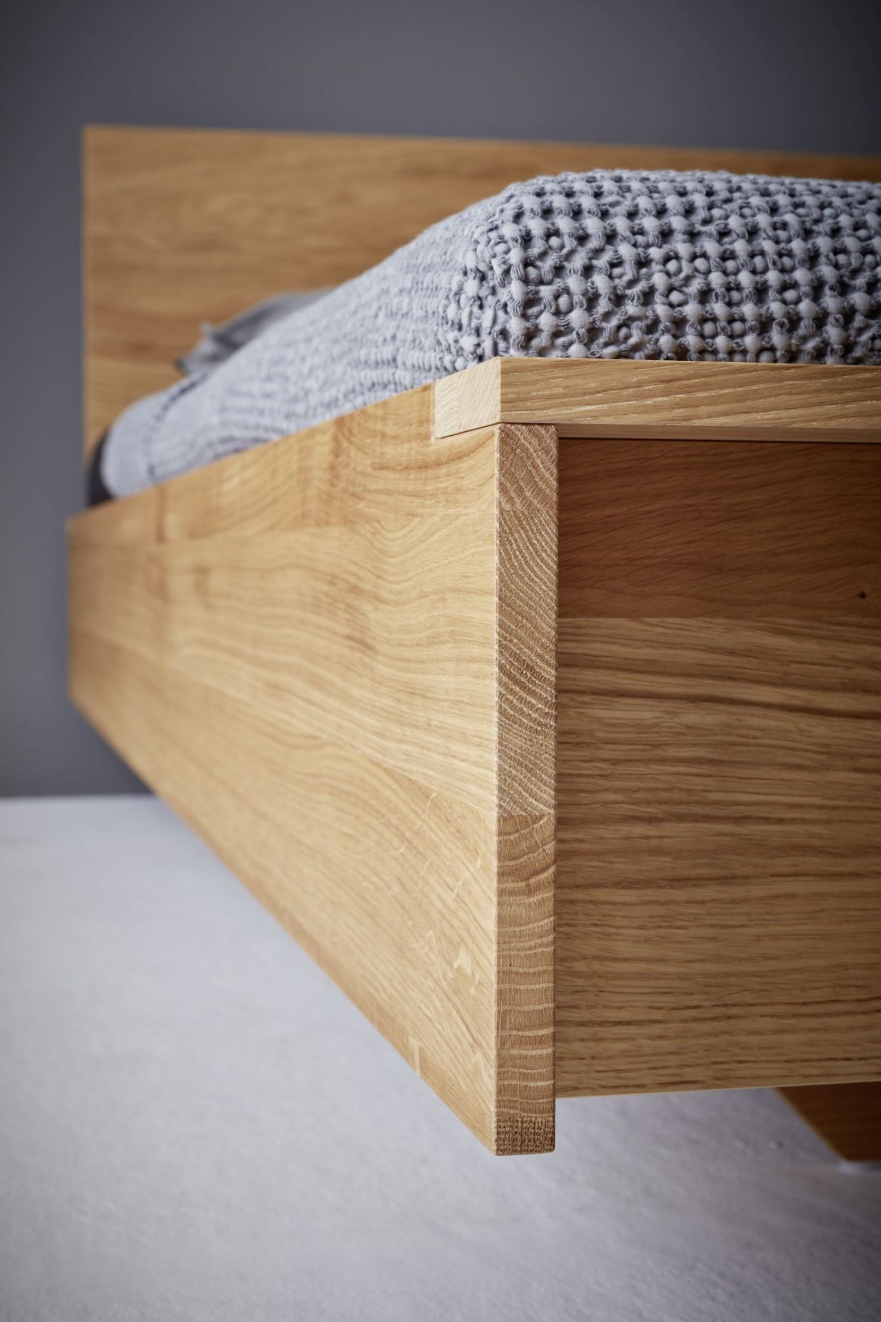 Flai Double bed Oak Müller Möbelwerkstätten