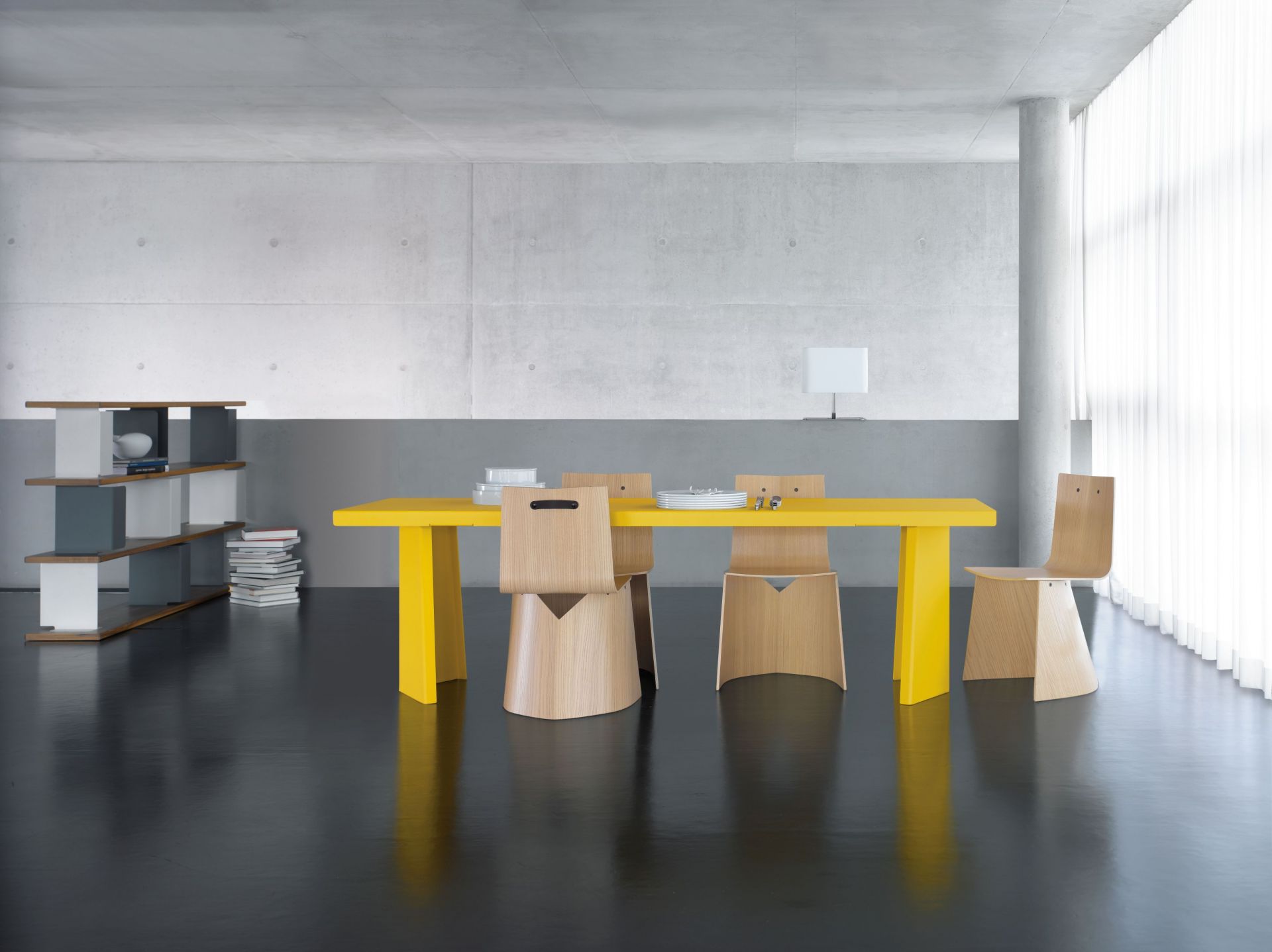 Pallas table ClassiCon
