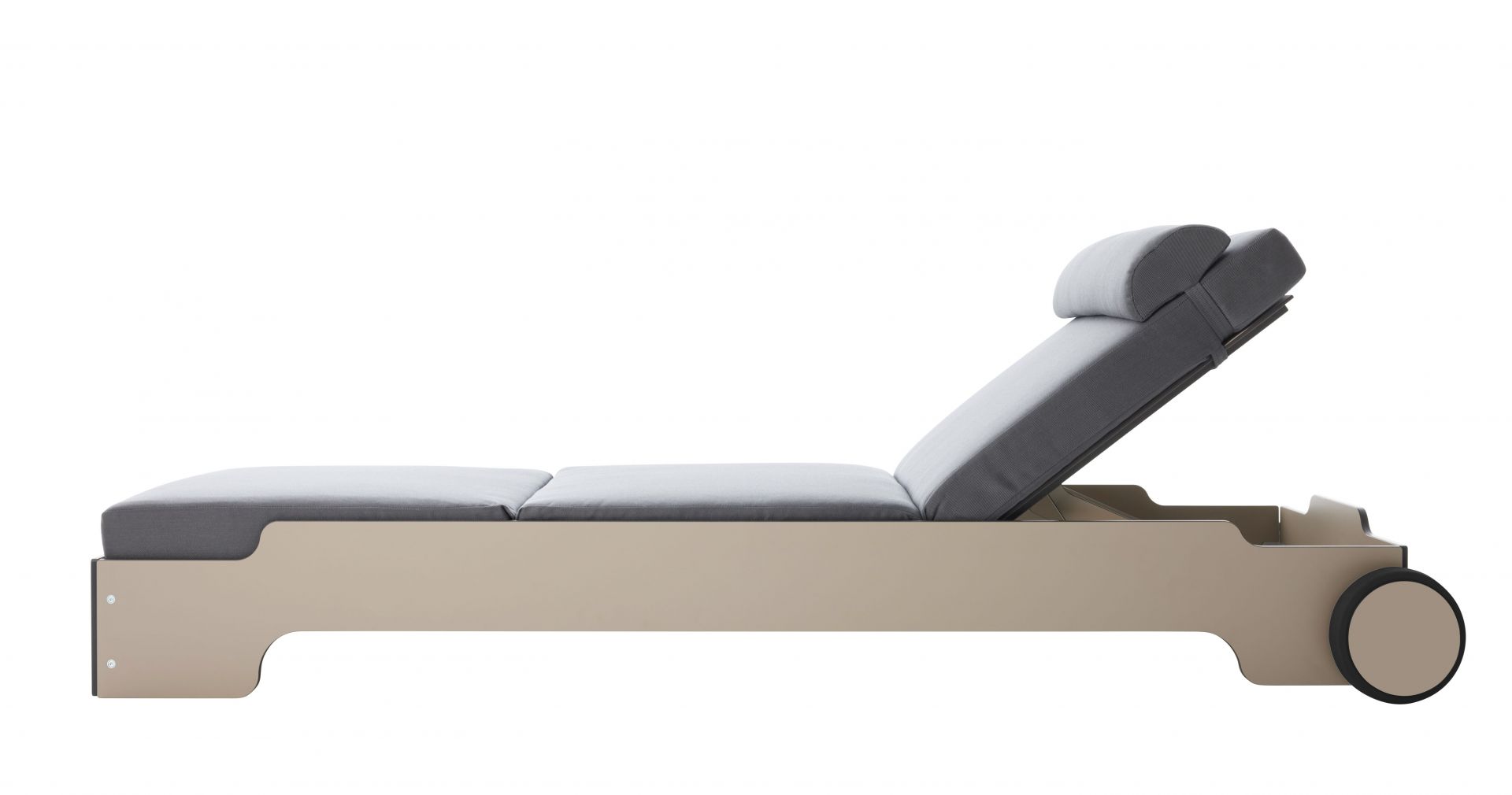 Solara Stacking Lounger incl. Wheels and Upholstery Outdoor Müller Möbelwerkstätten