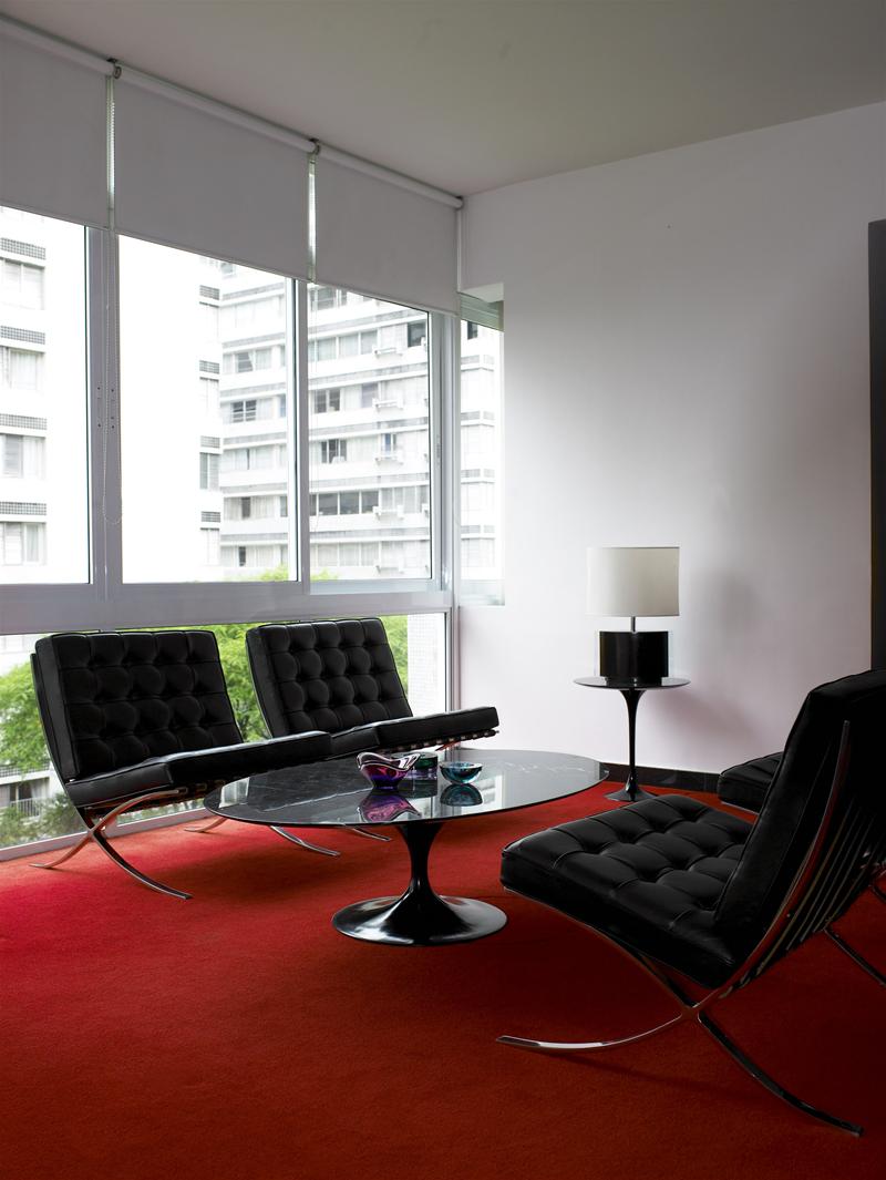Barcelona Chair Relax Knoll International 