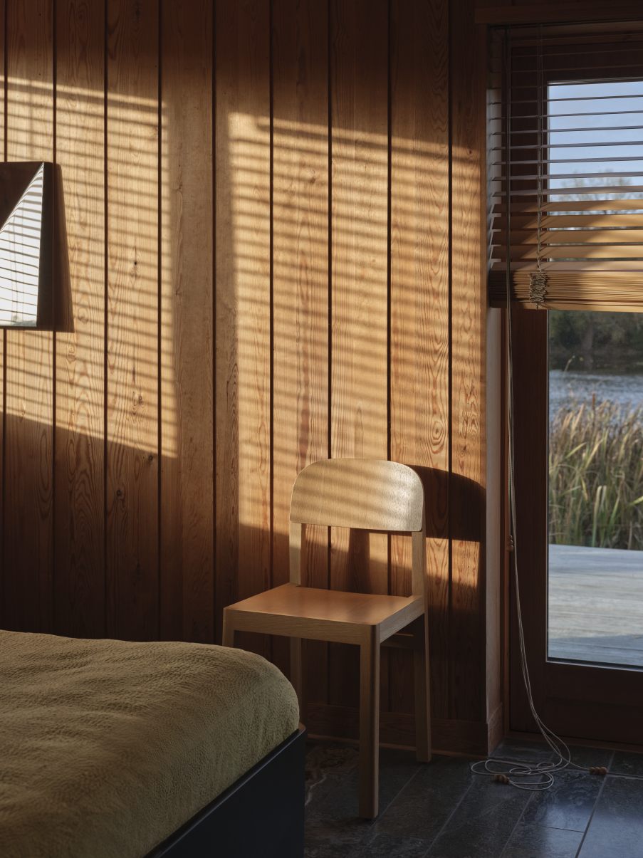Gaze Mirror Wall mirror Muuto