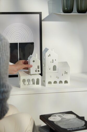 Light house Stacking house of arches Wheels