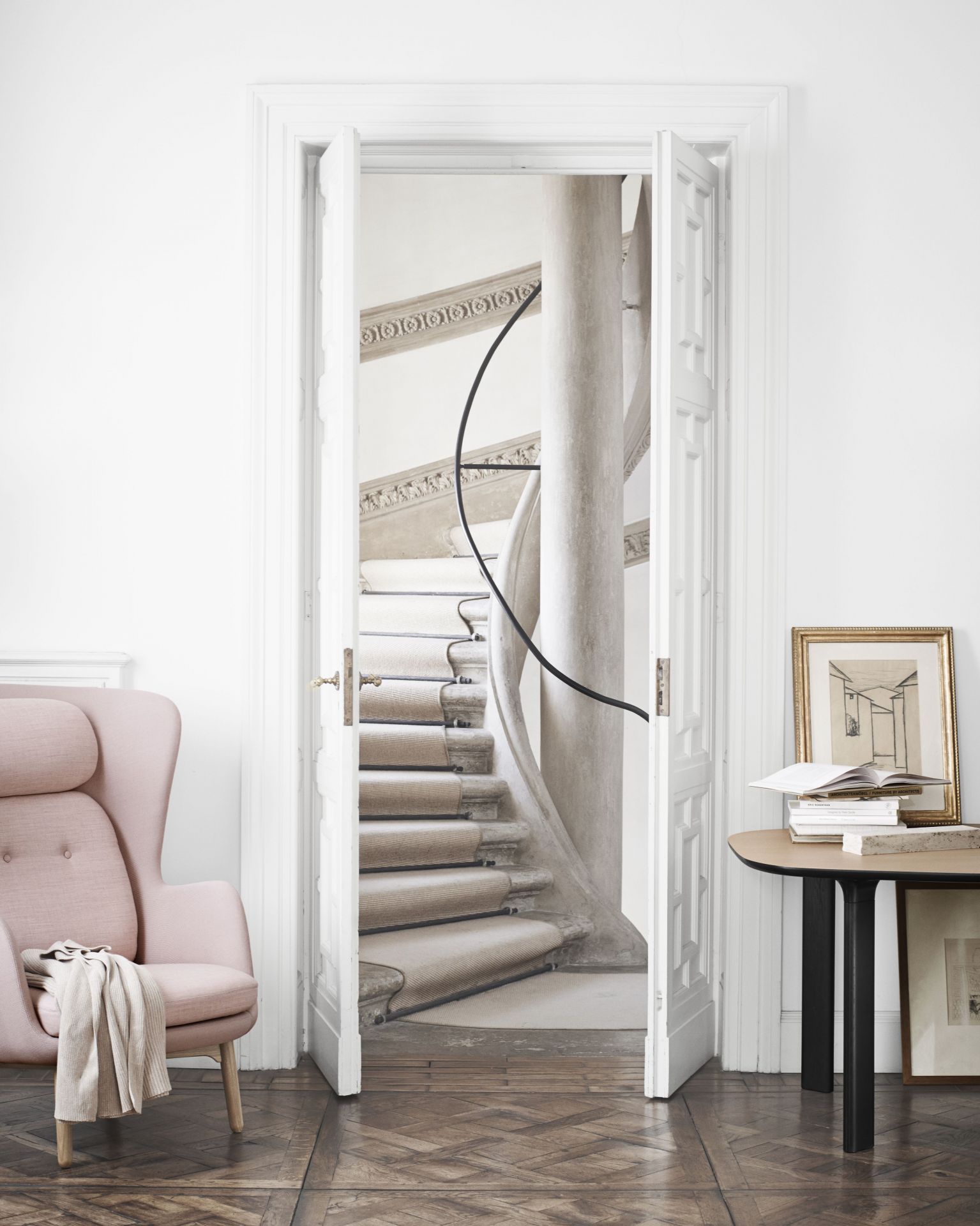 Ro Armchair Wood Fritz Hansen
