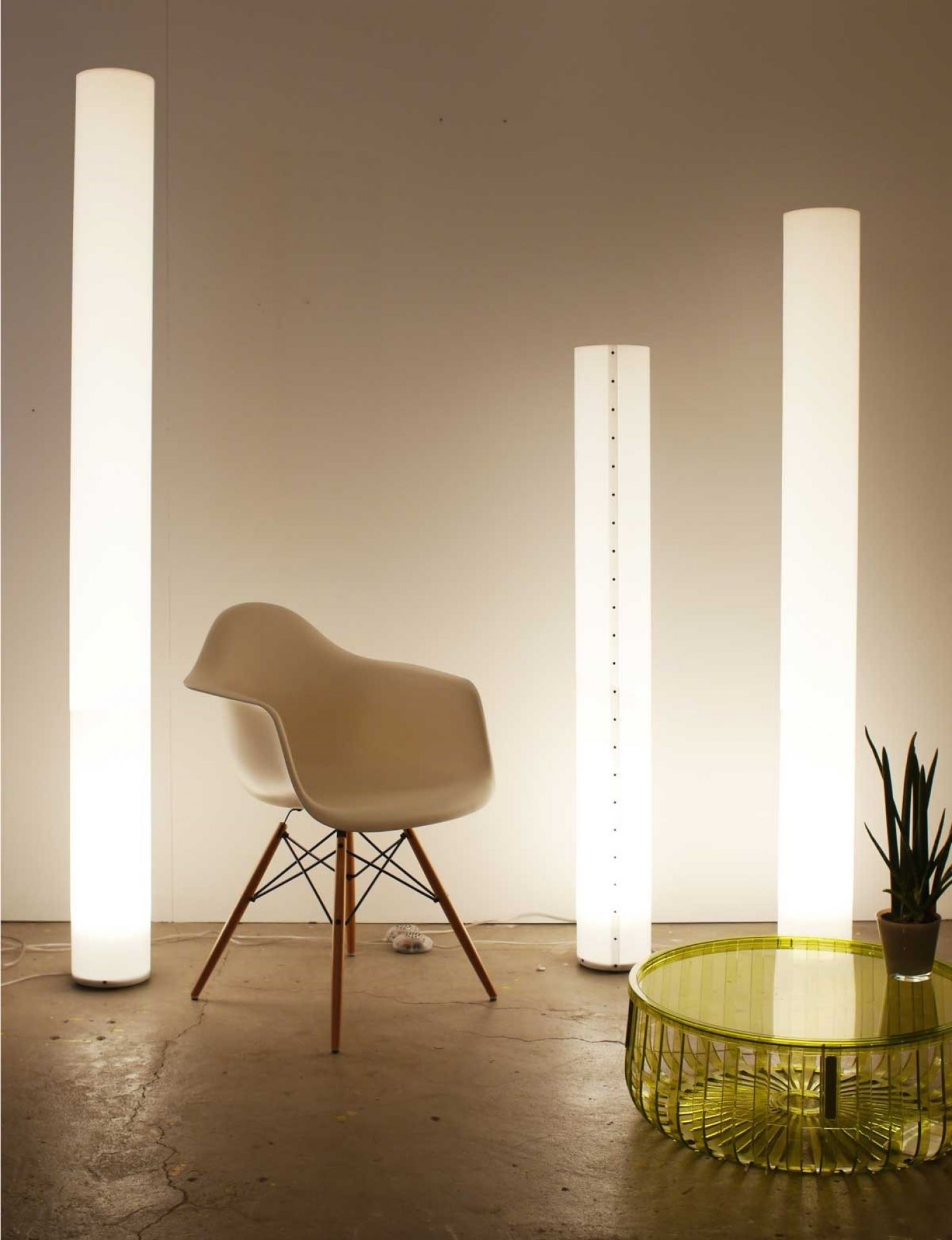 White Floor lamp LED XL Chameledeon