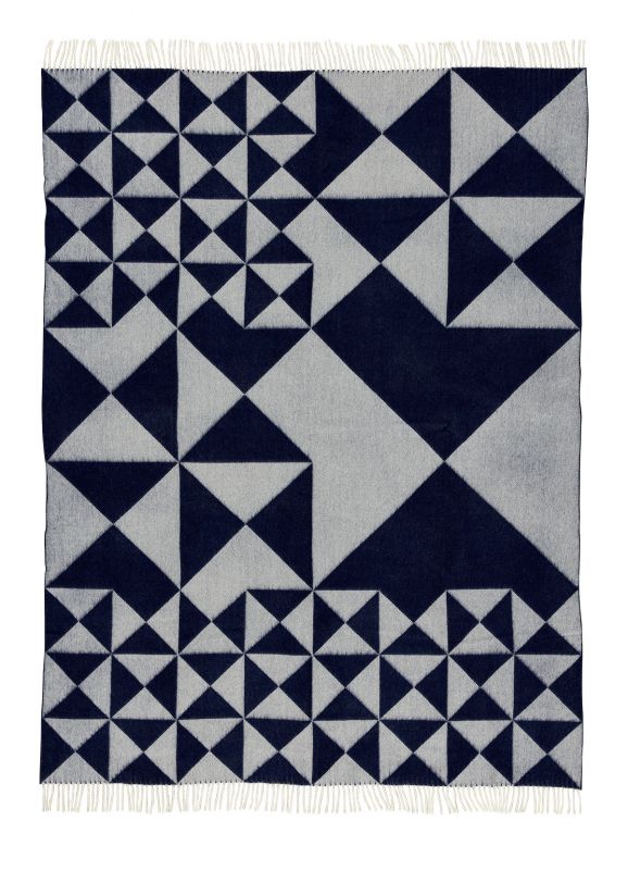 Mirror Throw Blue Verpan