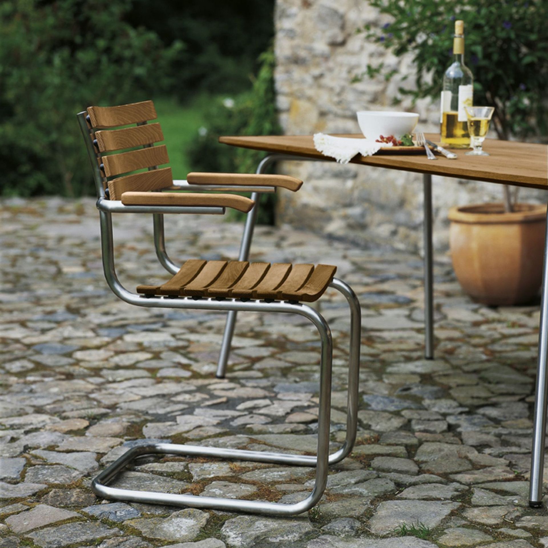 Thonet S 40 / S 40 F cantilever garden chair