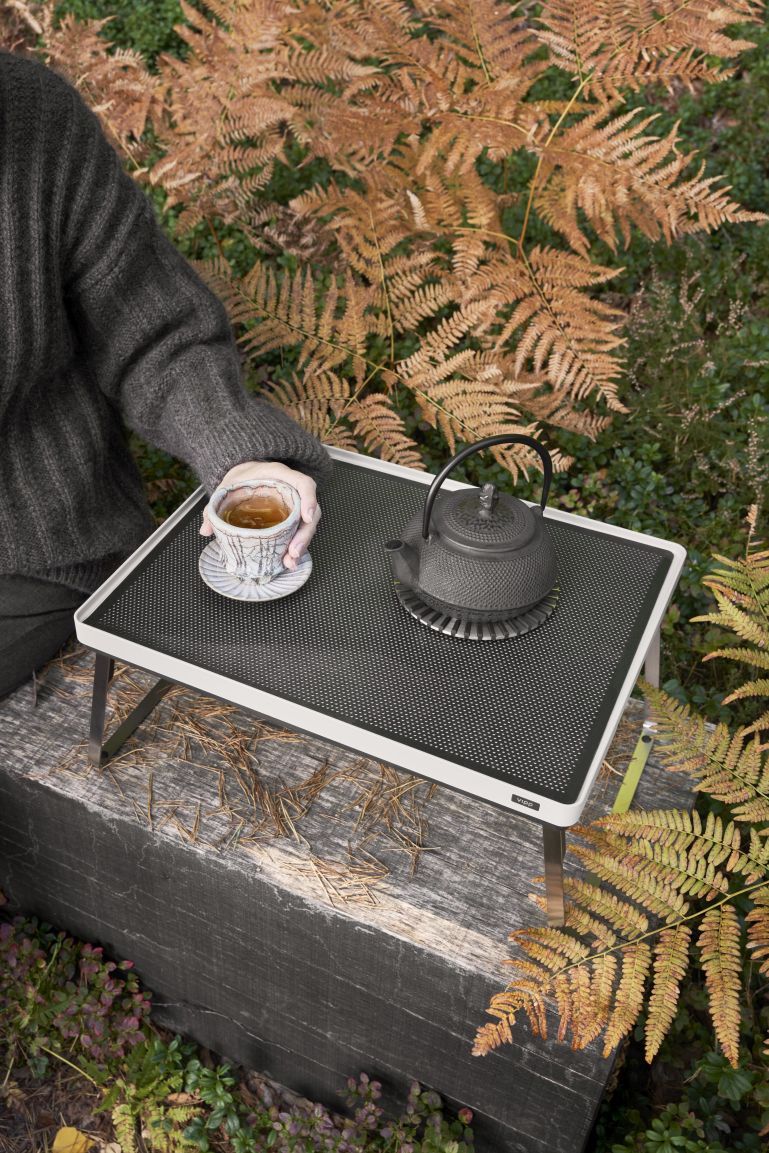 Outdoor Open-Air Tray Table Vipp