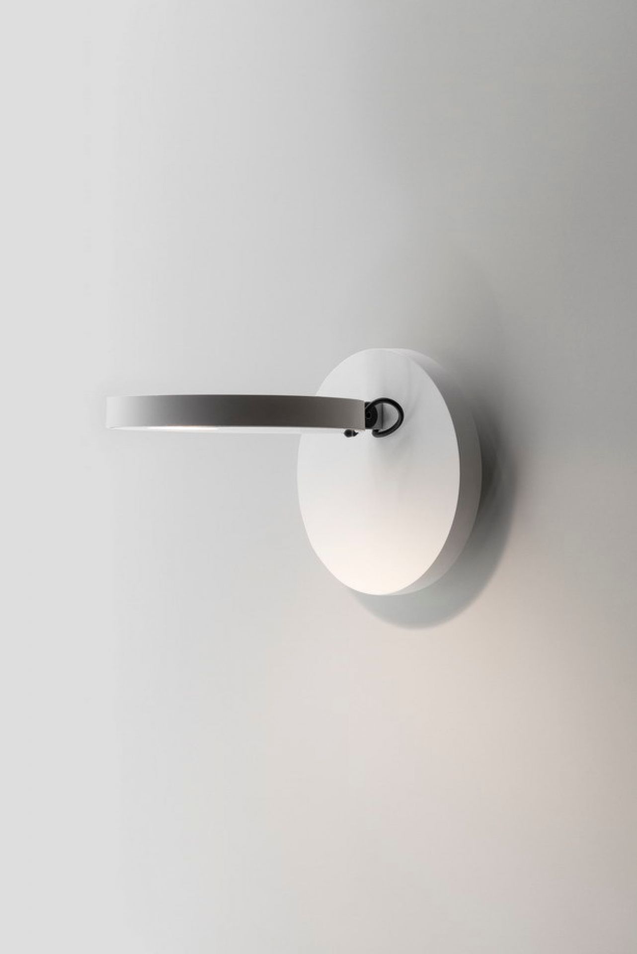 Demetra Faretto wall lamp with switch white Artemide