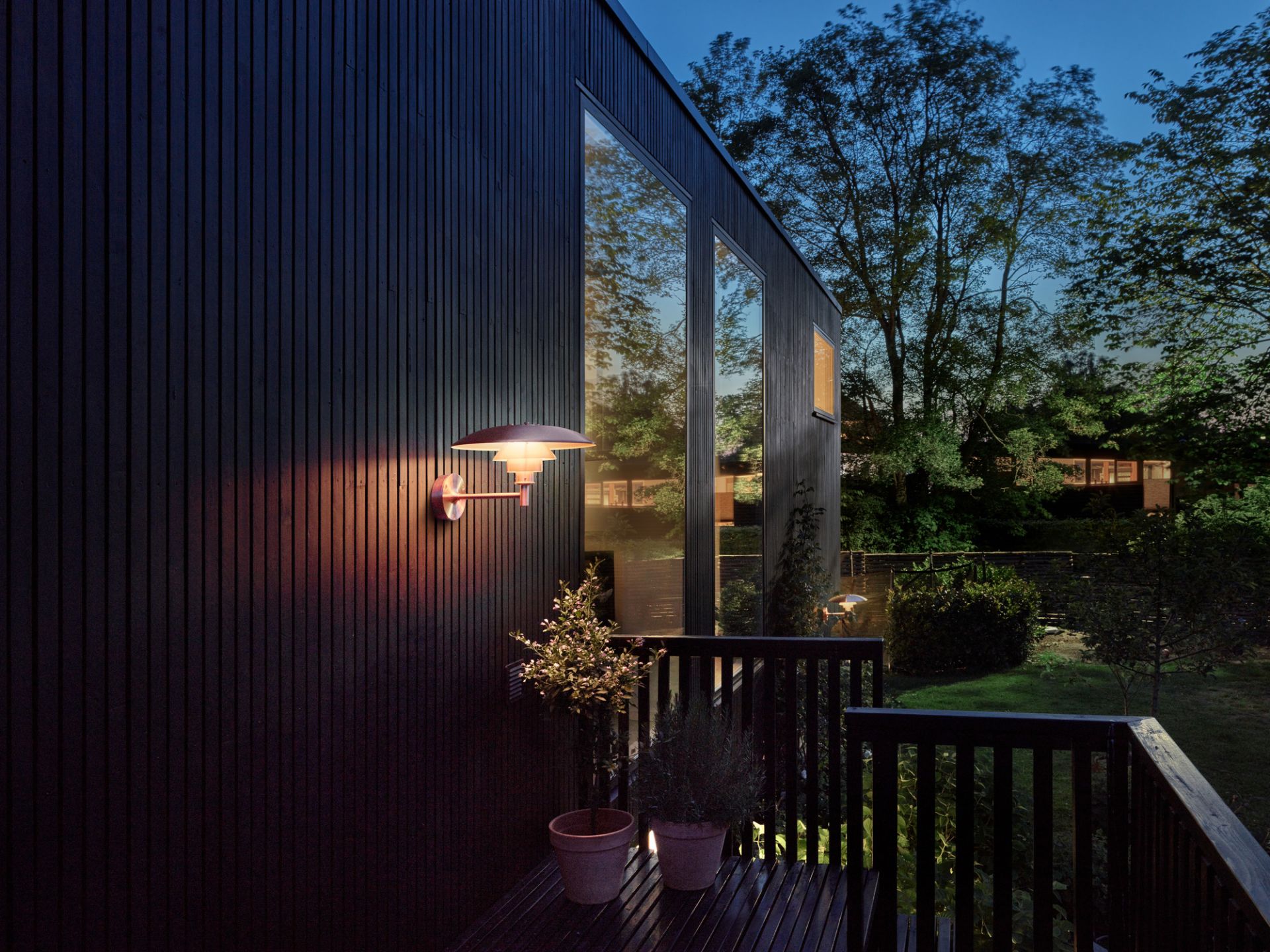 PH Wall Outdoor Wall lamp Louis Poulsen