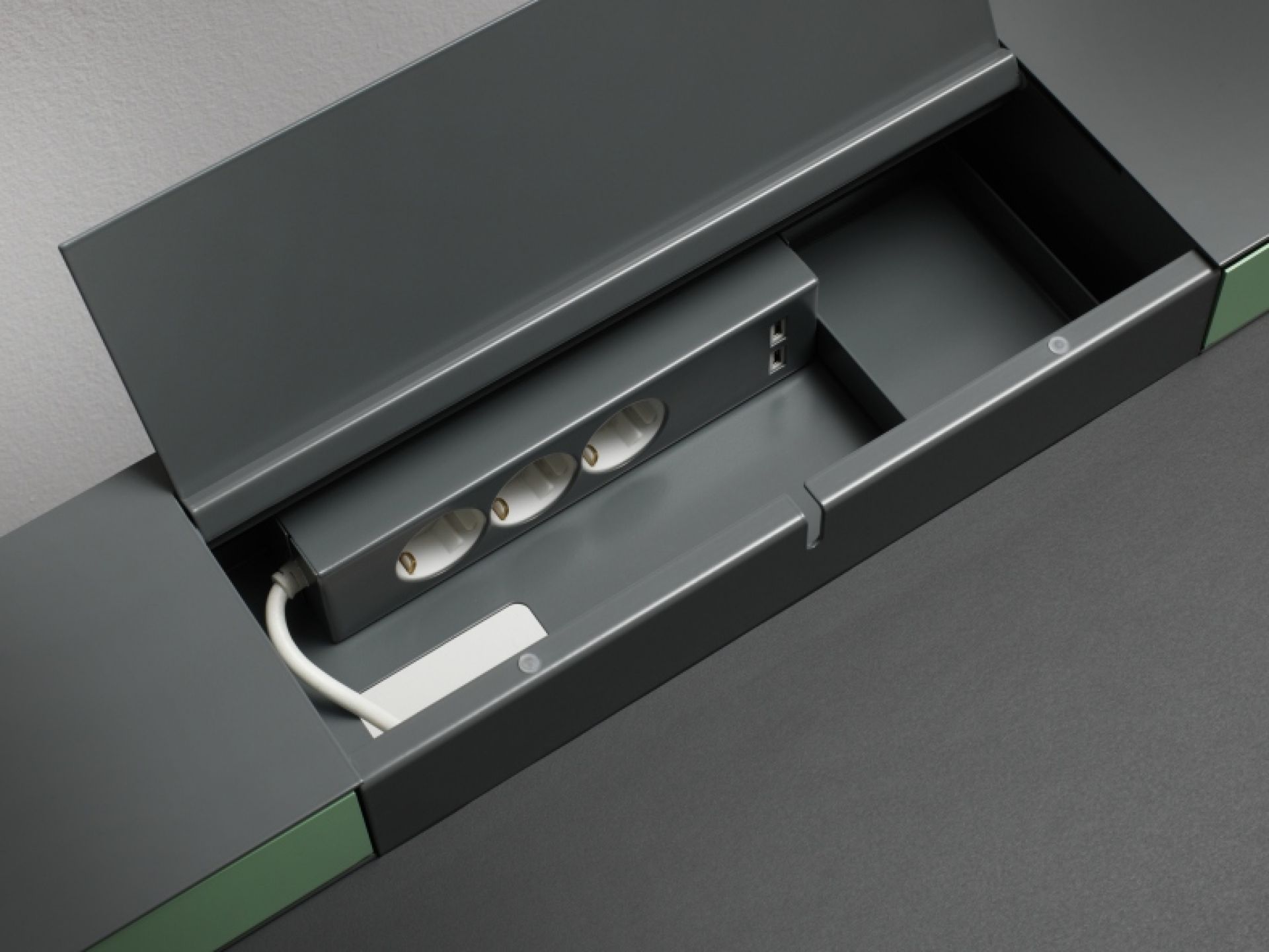 PS20 Desk Müller Möbelfabrikation
