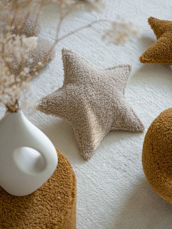 Children's star cushion Wigiwama