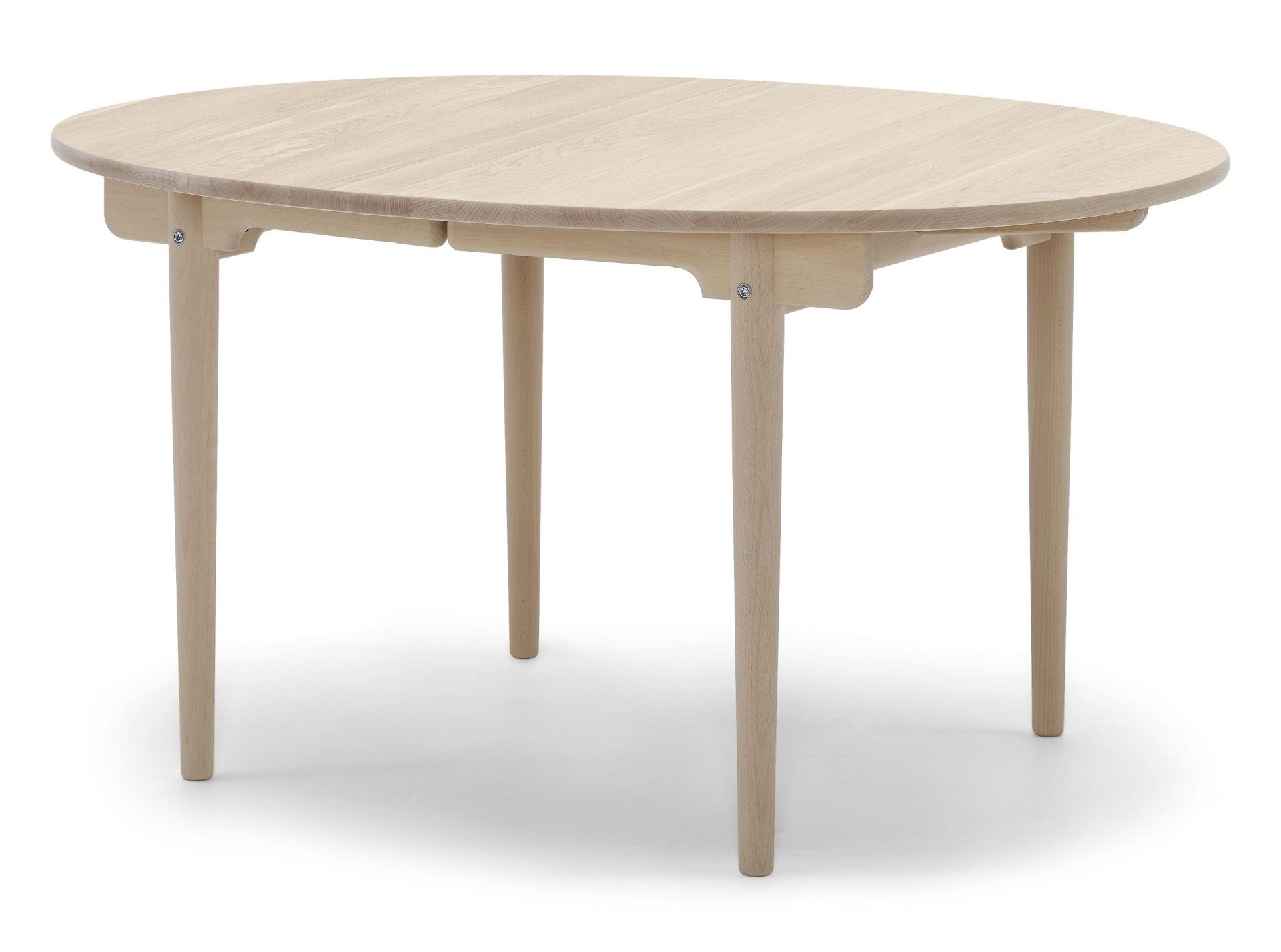 CH337 Extendable oval dining table Carl Hansen & Søn