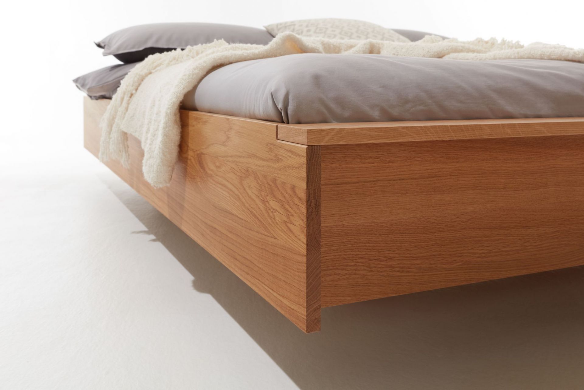 Flai Double bed Oak Müller Möbelwerkstätten