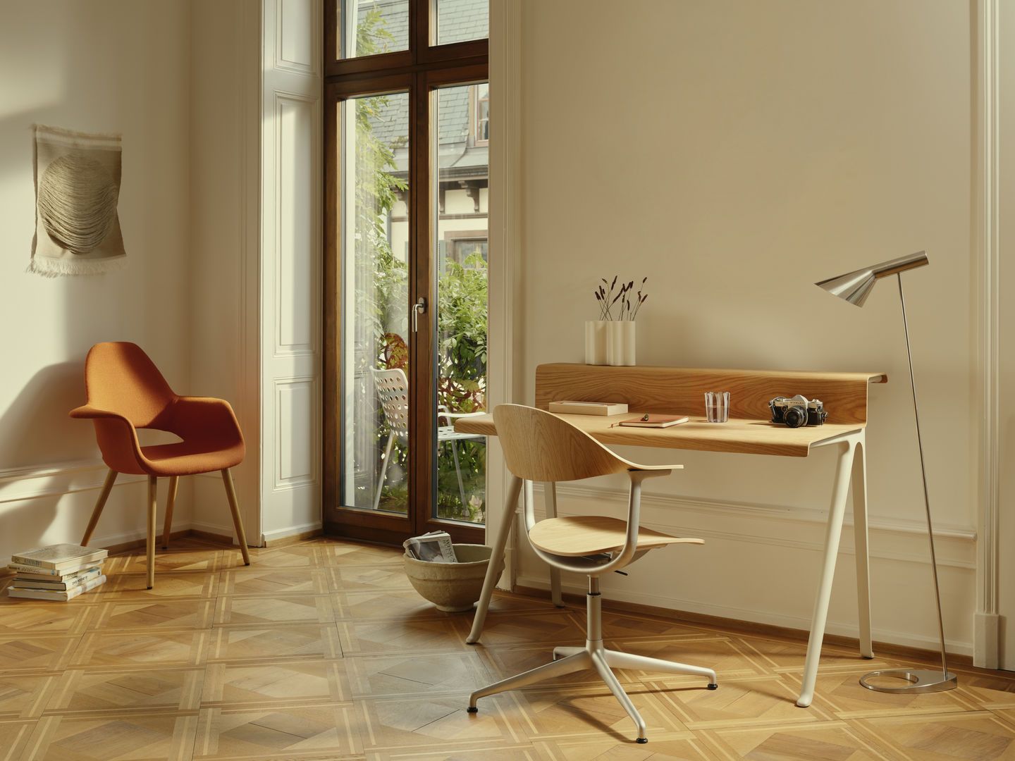 Courier desk Vitra