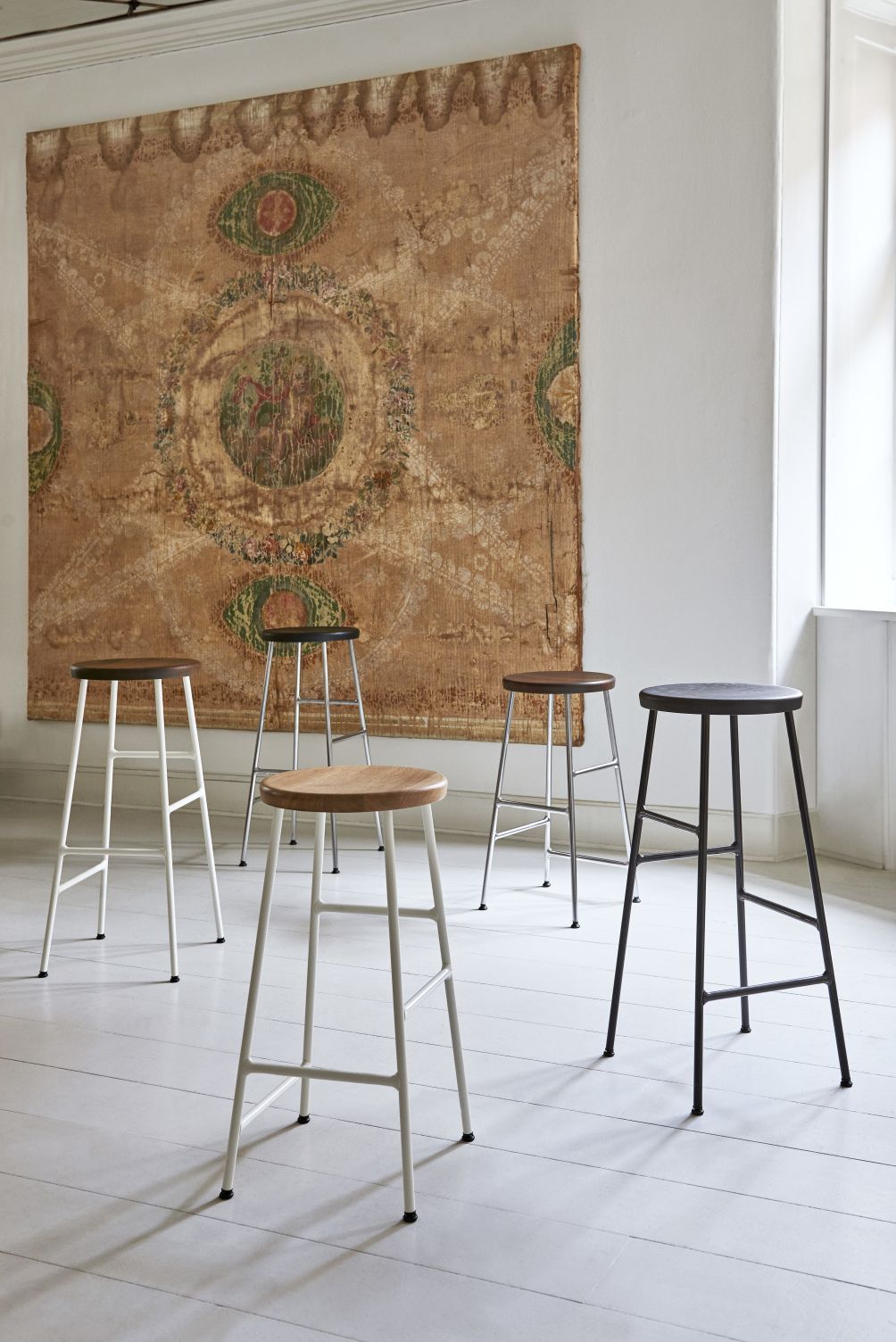 Cornet Bar Stool Low Bar Stool H 65 cm Hay