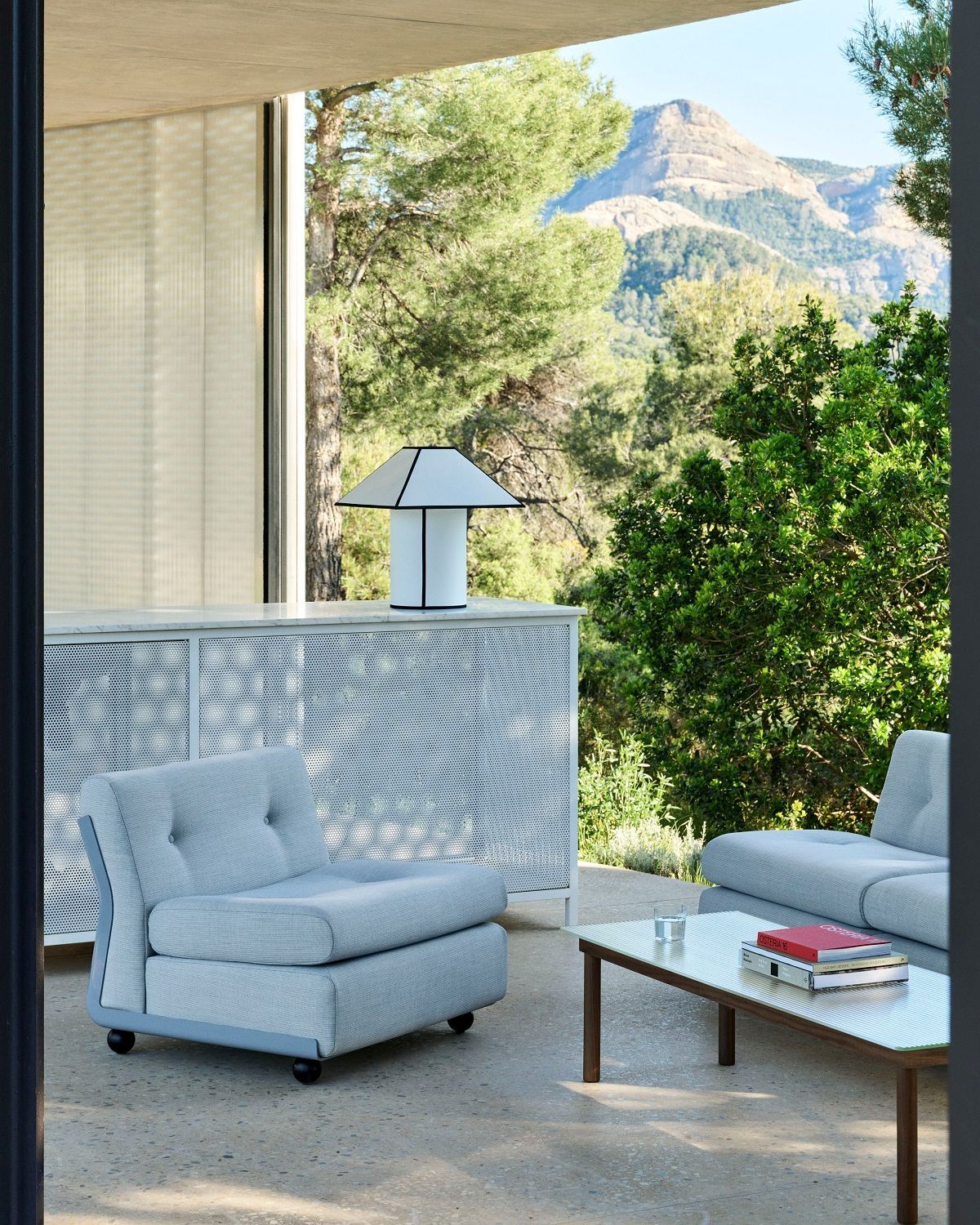 Ava Pyramid Table Lamp Table lamp Hay