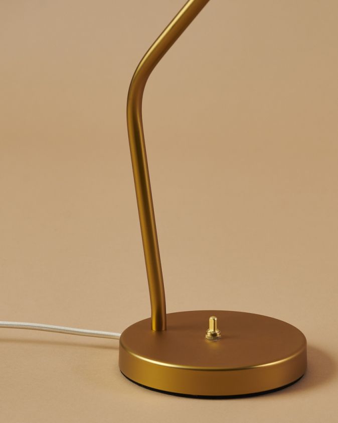 Gräshoppa Table lamp Gubi