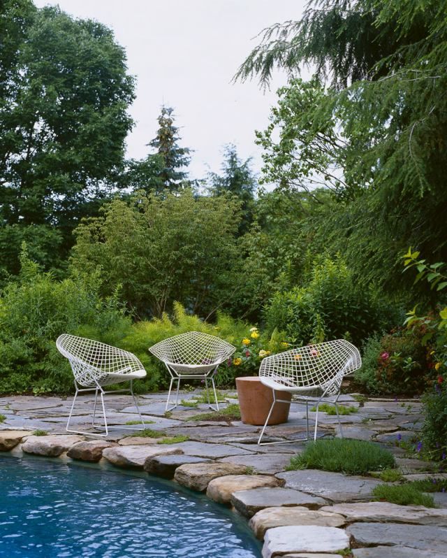 Bertoia Diamond armchair OUTDOOR Knoll International QUICK SHIP
