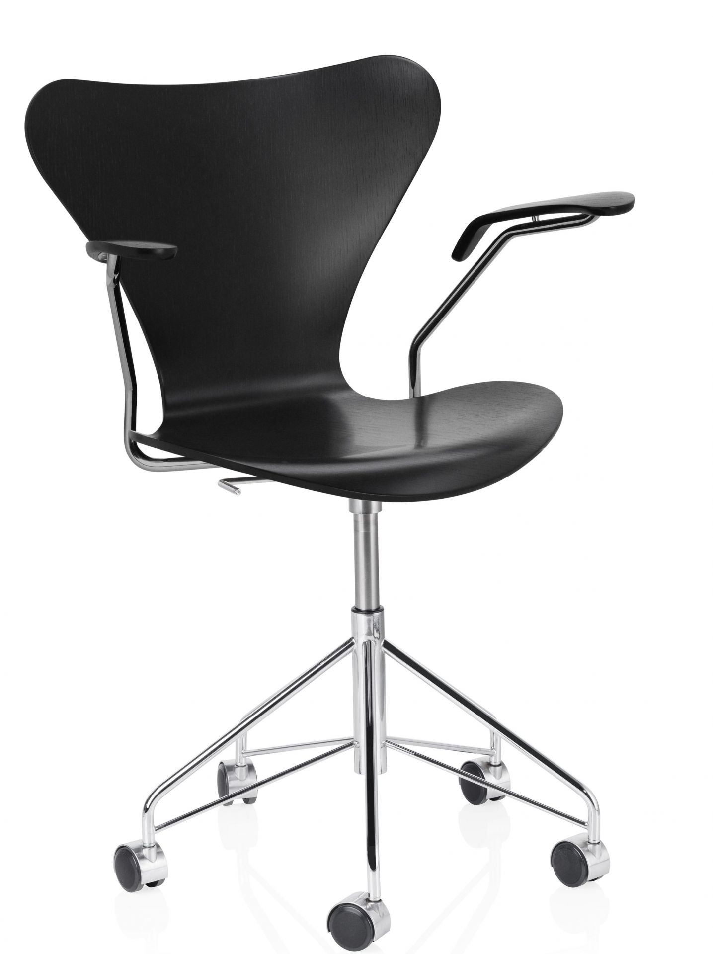 Series 7 Swivel chair 3217 Fritz Hansen