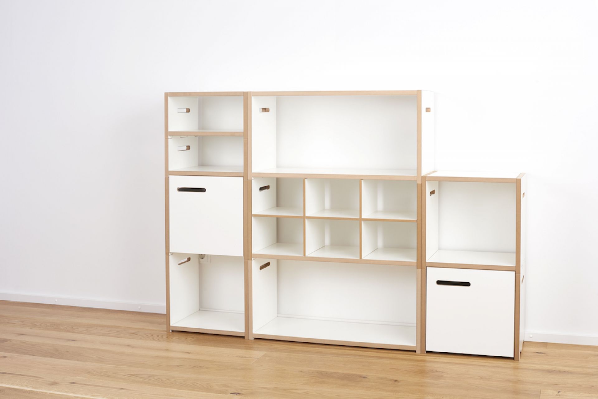 Tojo Halbstark Basic Module Low Shelf Series Tojo