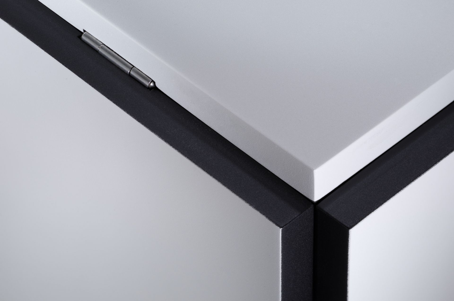 K10N Folding Table on Wheels Edition Bauhausnowhaus Tecta V2