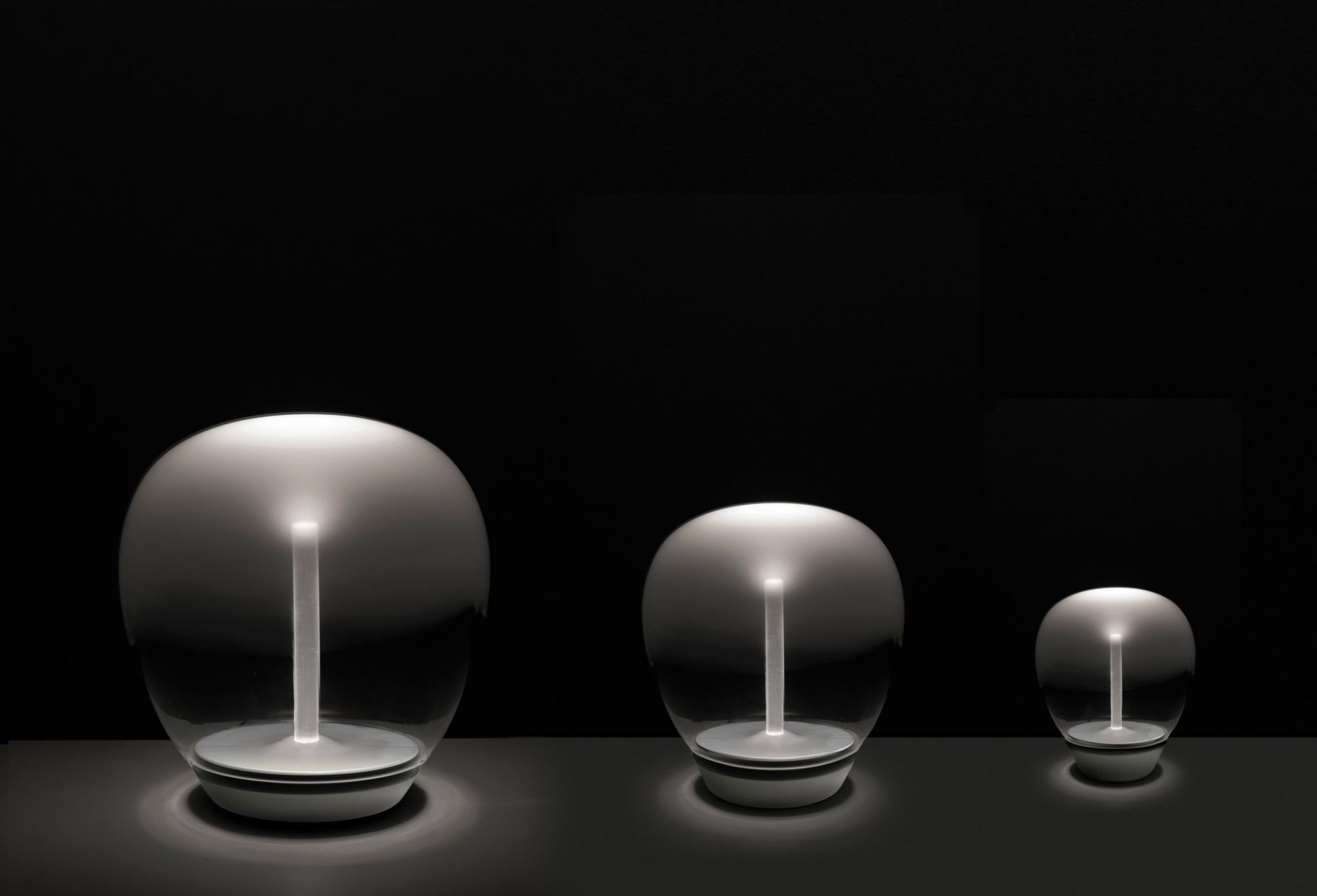 Empatia 26 table lamp Artemide