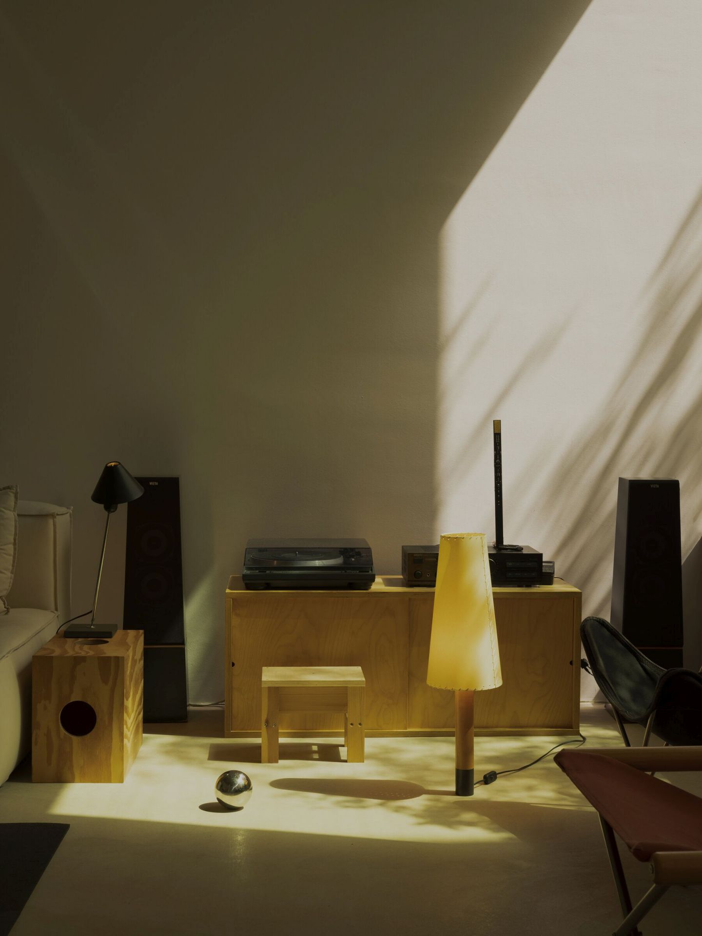 Basica Table lamp Santa & Cole