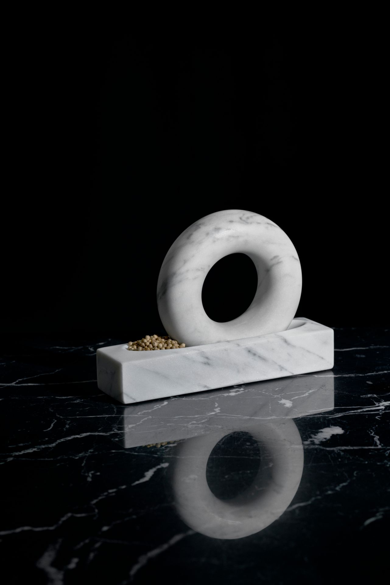 Tondo mortar with pestle Design House Stockholm
