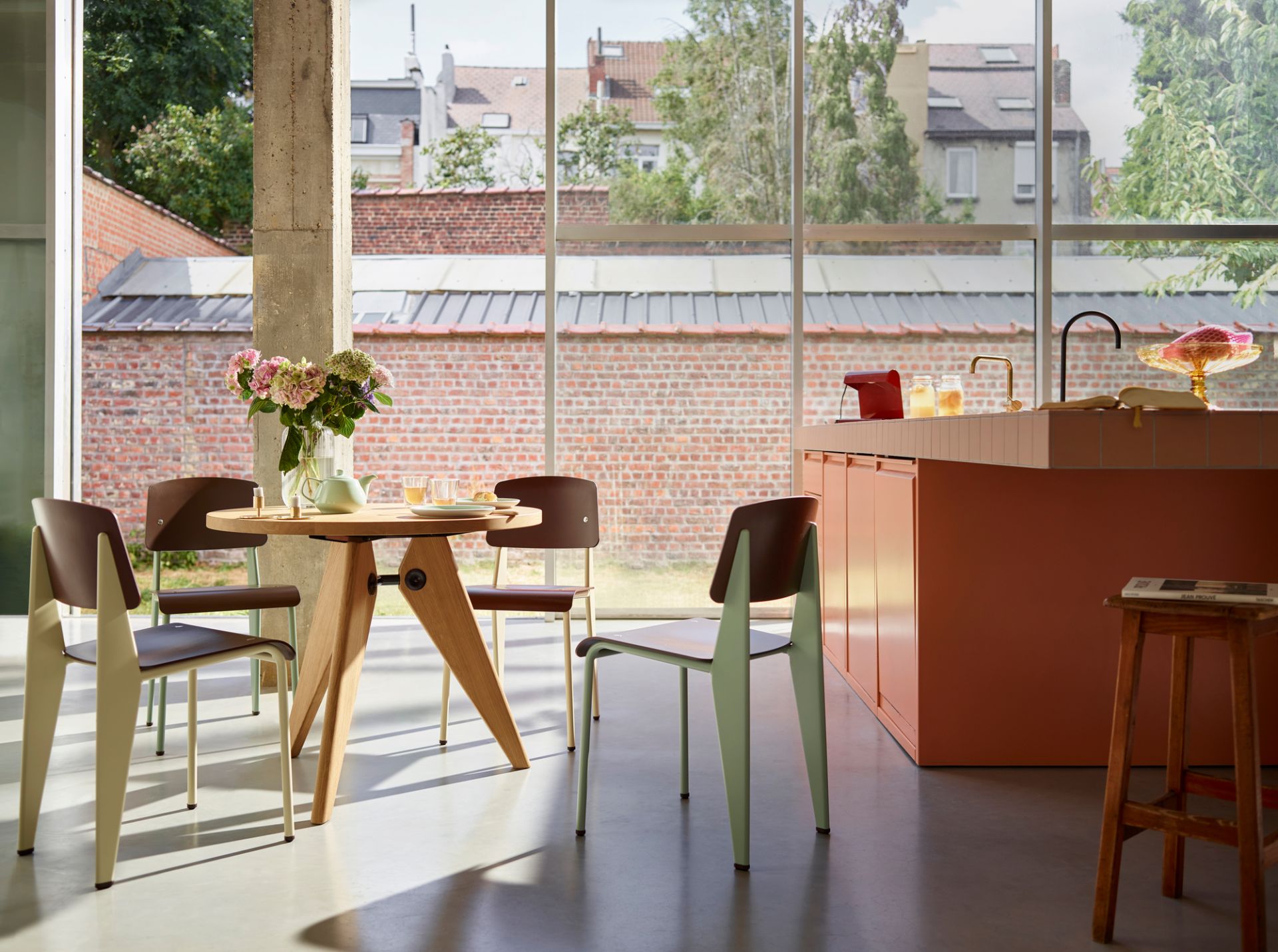 Lampe de Bureau Table lamp Vitra Japanese red