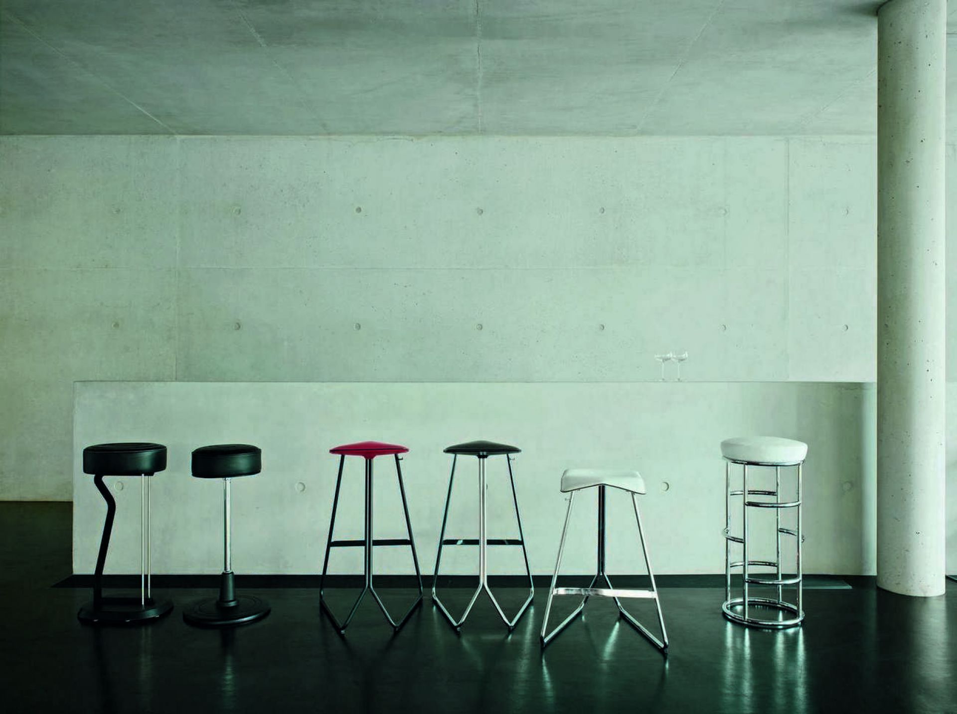 Triton bar stool ClassiCon - QUICK SHIP