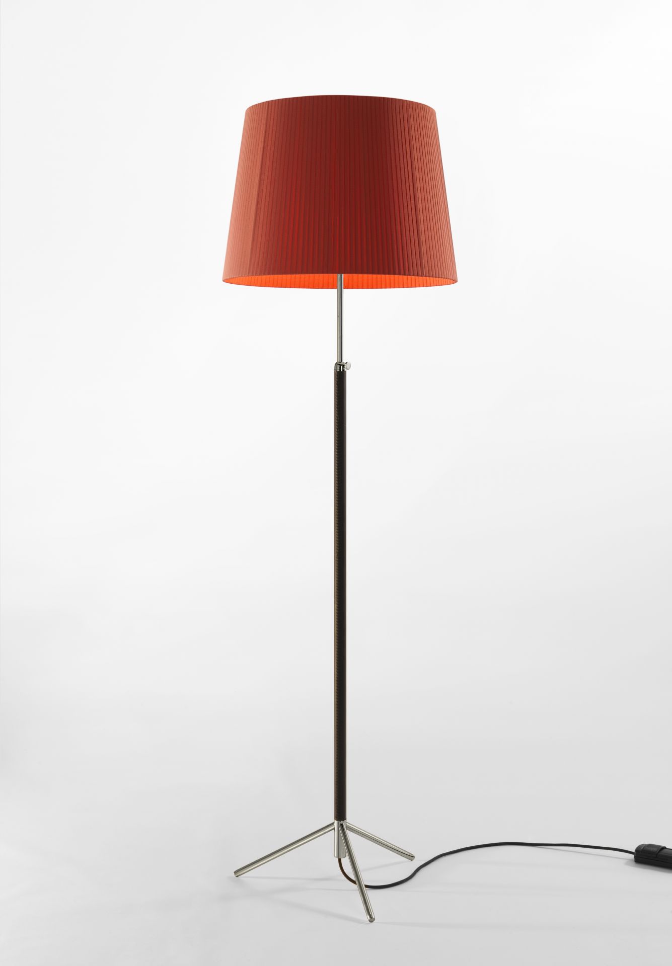 Pie de Salon Floor lamp Santa & Cole