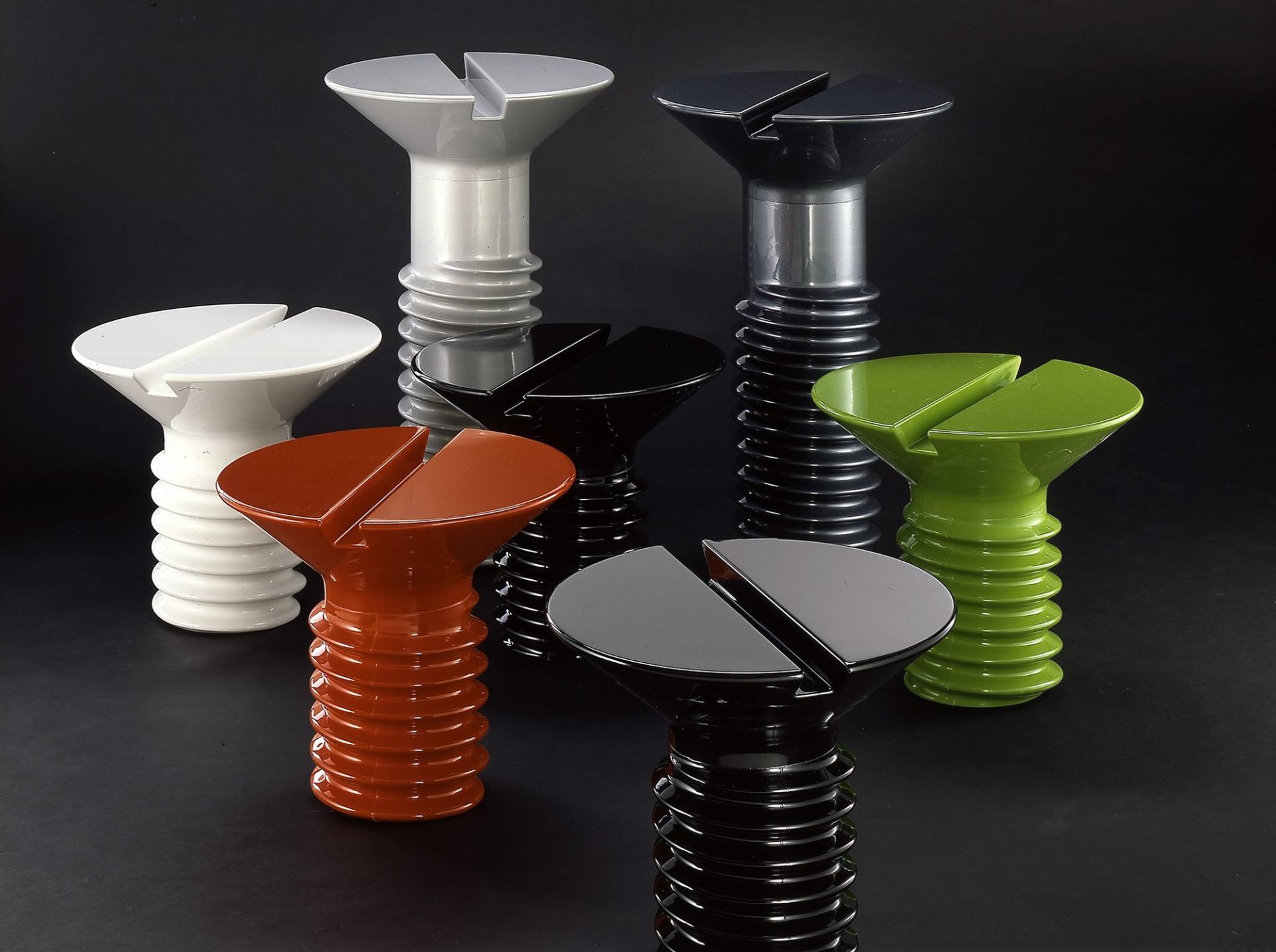Screw tabel small white Eero Aarnio Originals