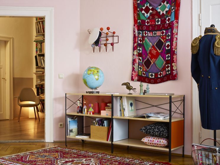 Eames Hang it all wardrobe red Vitra