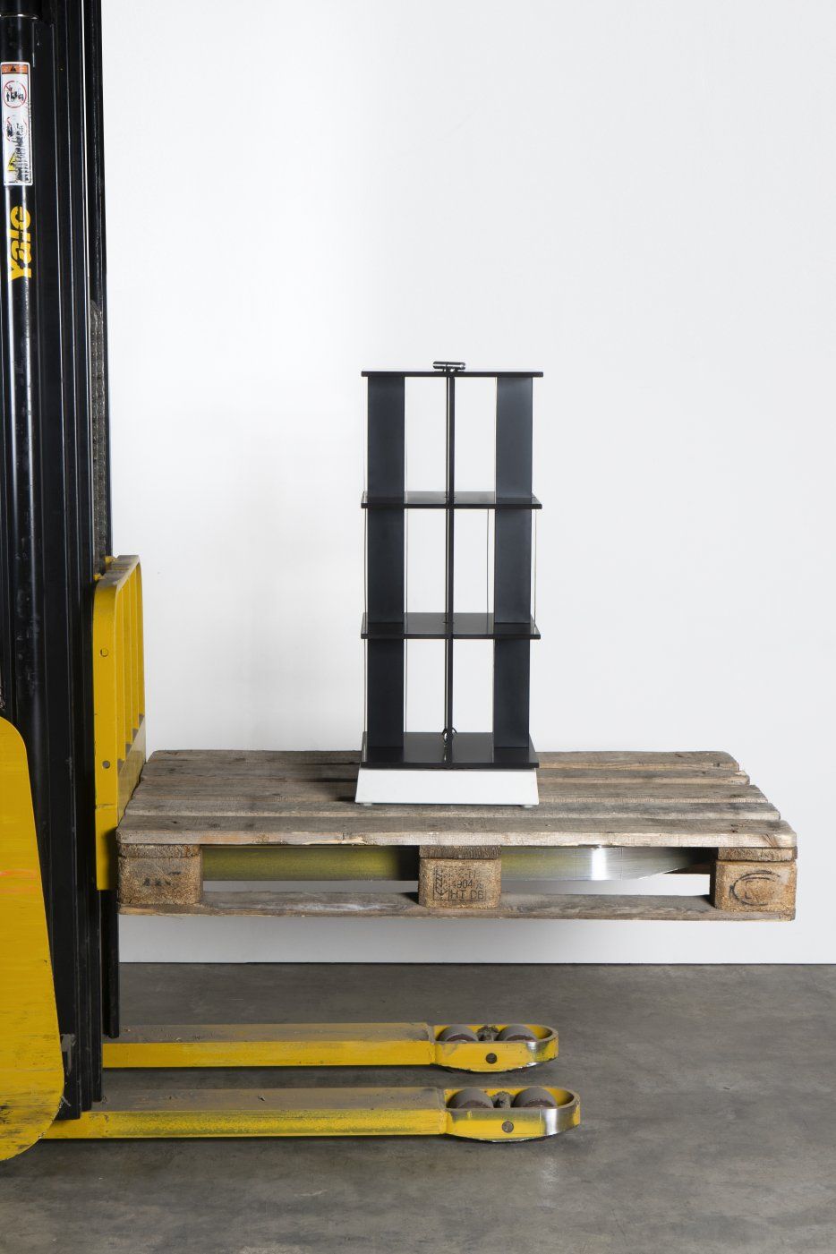 Buchstabler bookshelf, dvd-shelf Nils Holger Moormann