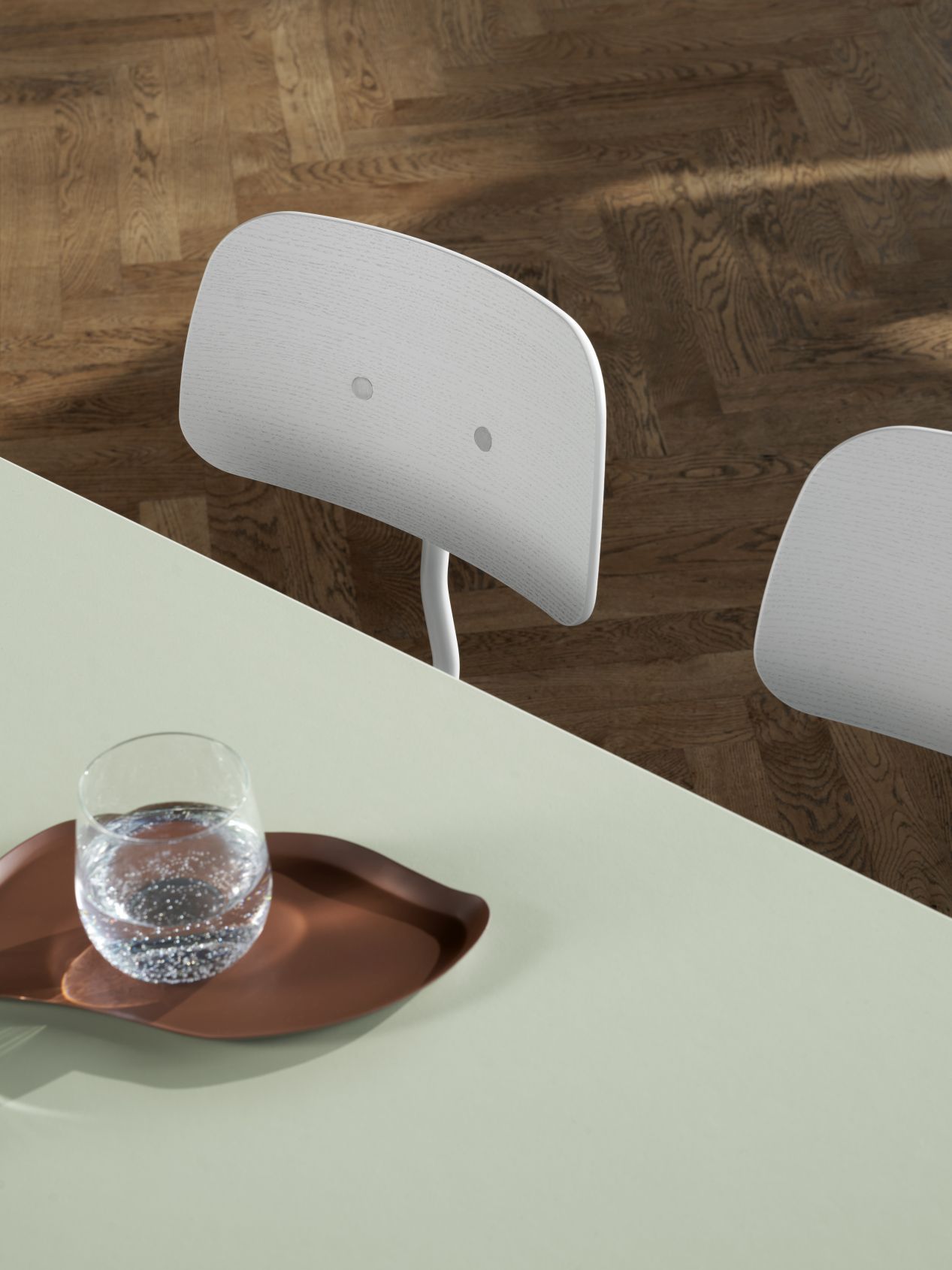 Kevi E2060 Chair BLACK / CHROMED Montana EXHIBITION PIECE