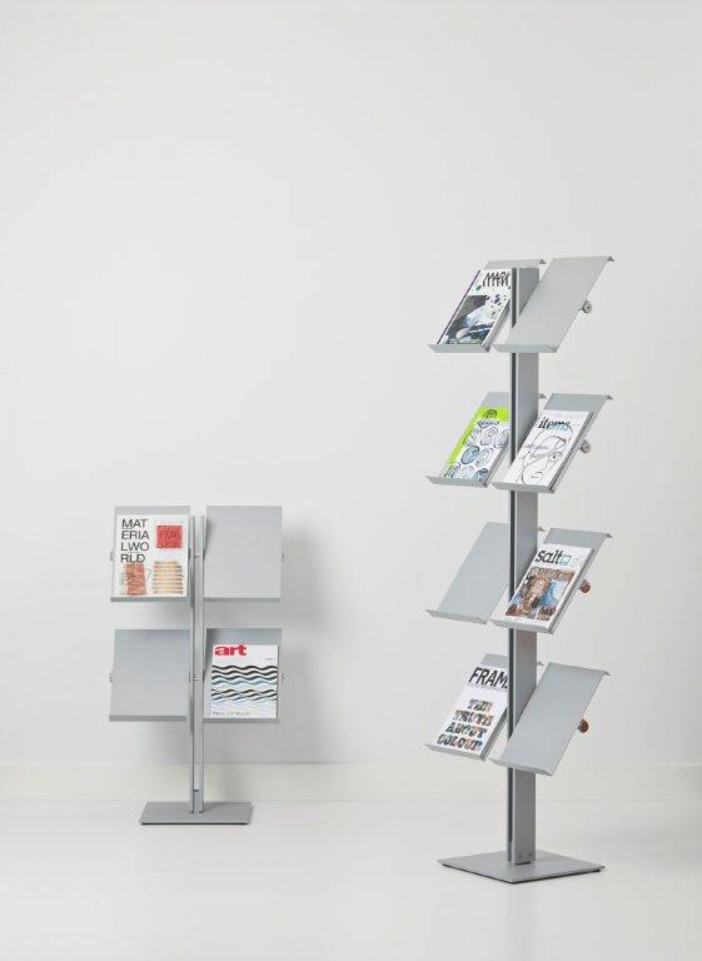 Flexxible Brochure display / Shelf Cascando
