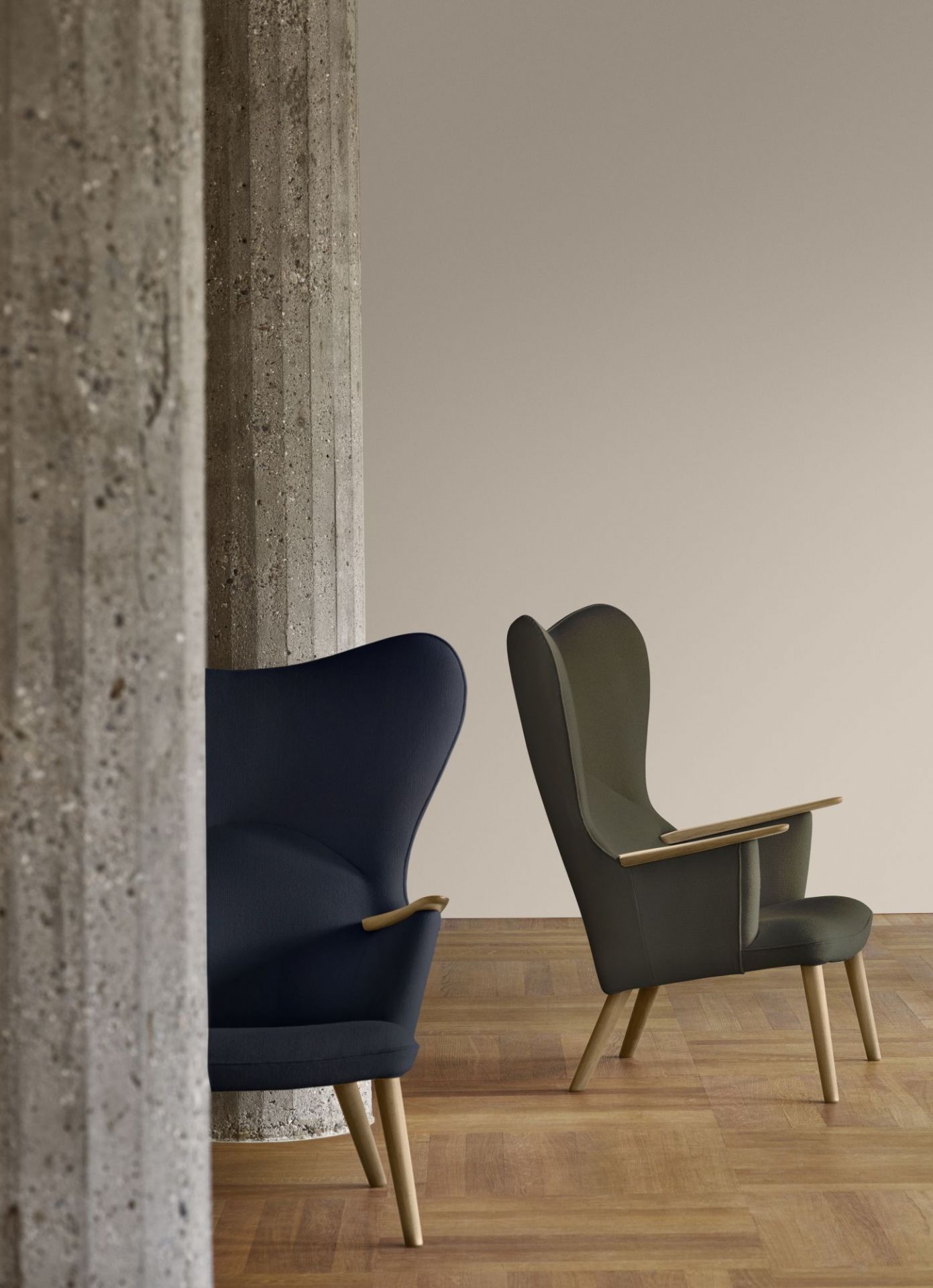 CH78 Mama Bear Lounge Chair Carl Hansen & Søn