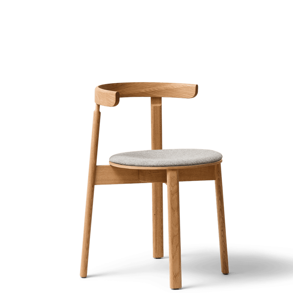 Lunar chair oak with seat cushion Form & Refine